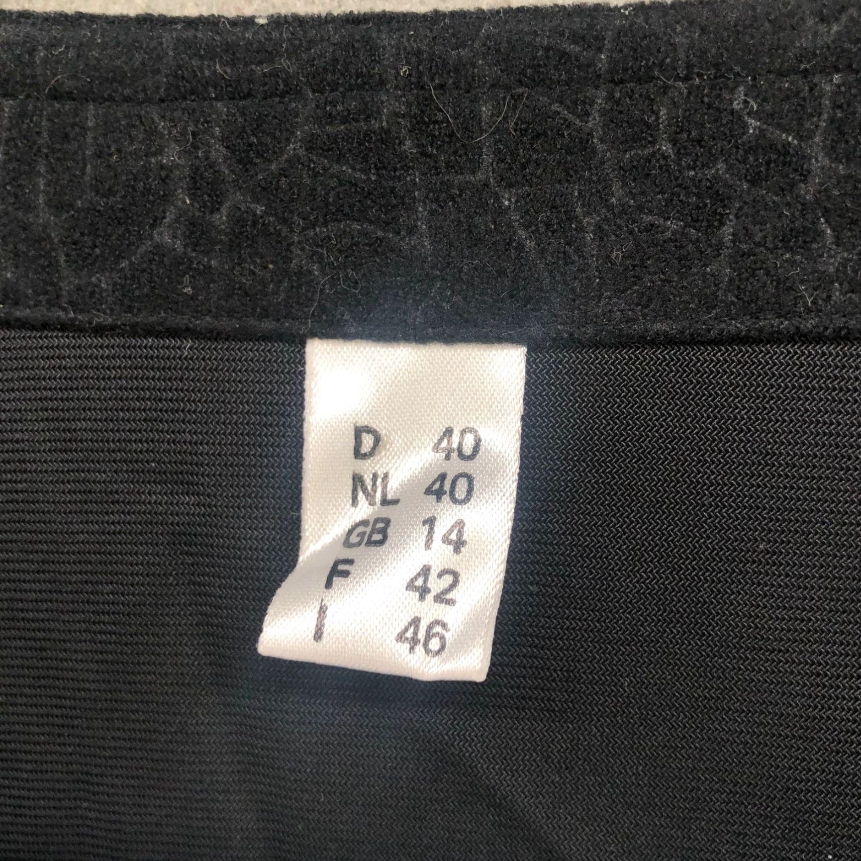 Velvet VTG Black Velvet Jacket Womens L/XL Jacquard Leopard Print Zip V-Neck Formal Size XL / US 12-14 / IT 48-50 - 6 Thumbnail