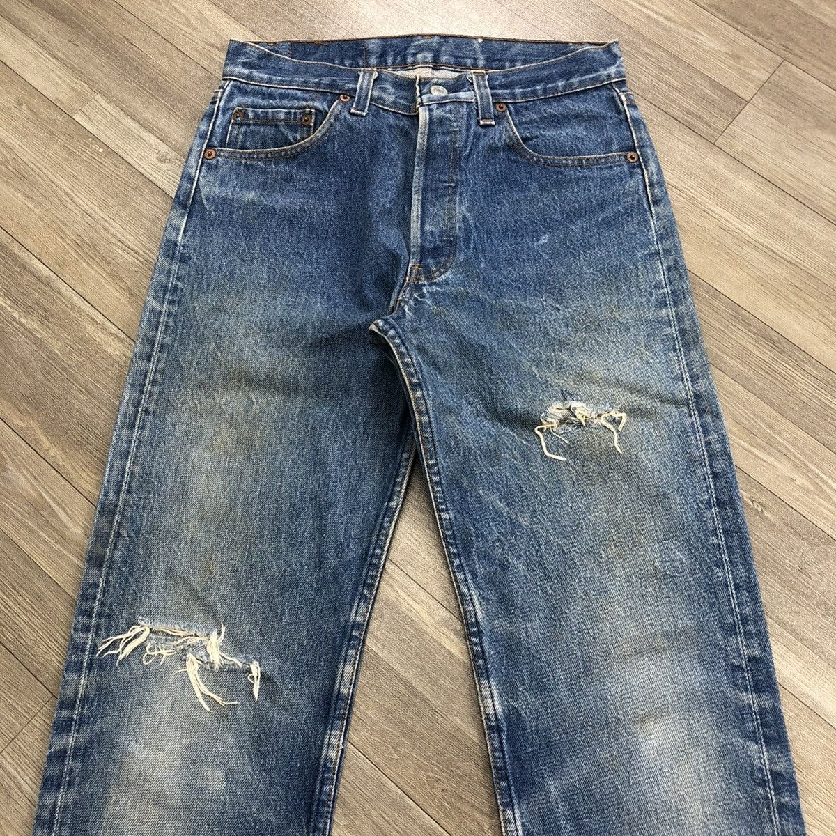 Levi's × Levi's Vintage Clothing 🇺🇸70’s Vintage Levis 501 29x32 Straight Leg Distressed Jeans Size US 29 - 2 Thumbnail