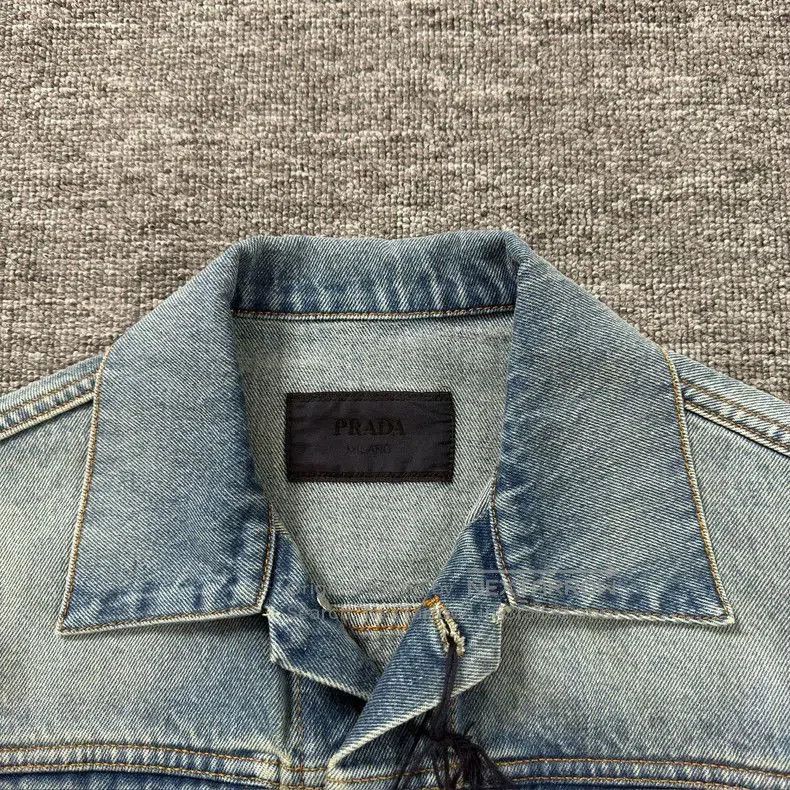 Prada Prada 23 Blue Denim Jacket. Size US S / EU 44-46 / 1 - 3 Thumbnail