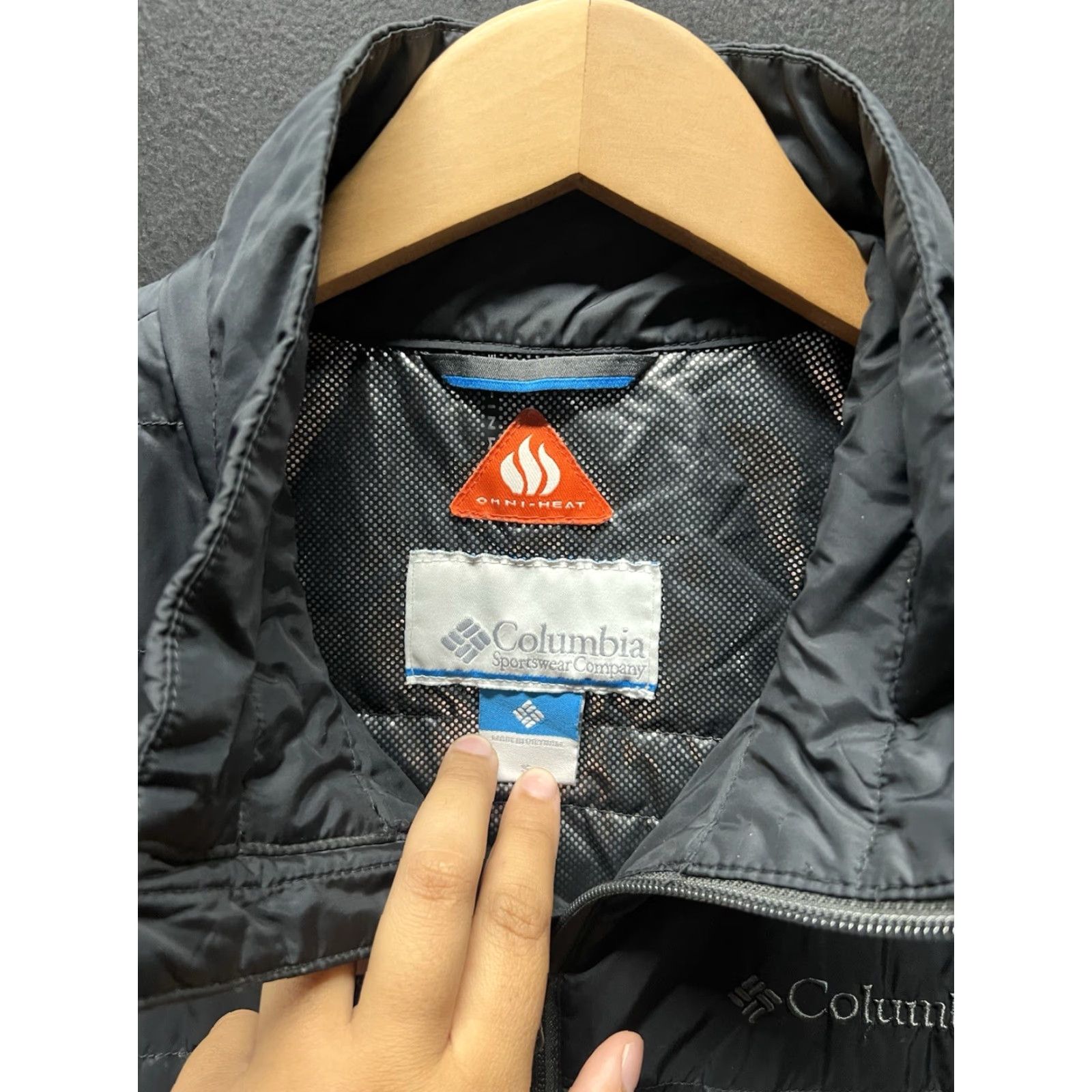 Vintage Columbia Vest Womens Small Black Omni Heat Puffer Jacket Full Zip Lightweight Shirt? Size S / US 4 / IT 40 - 2 Thumbnail