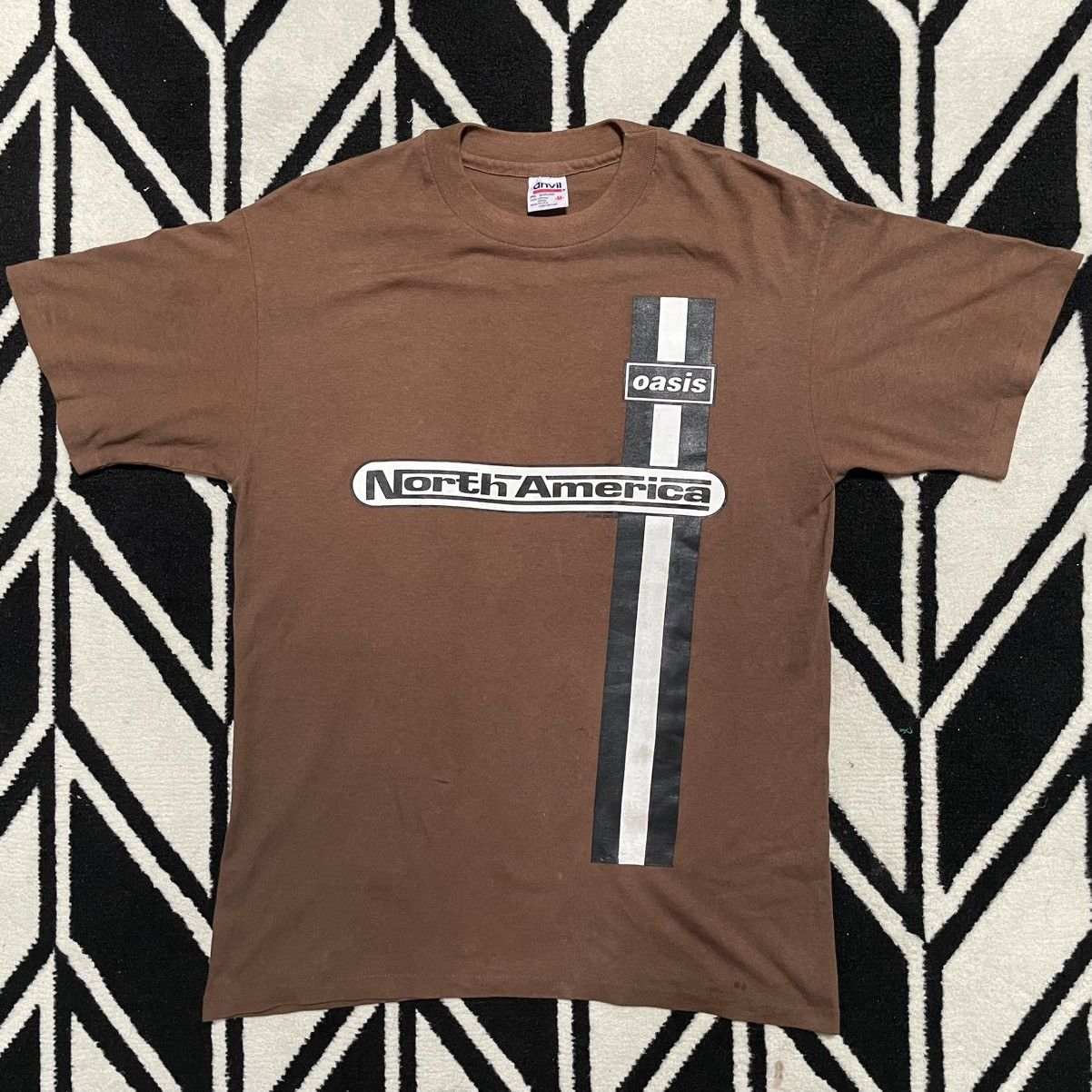 Band Tees Oasis North America Tour Size US M / EU 48-50 / 2 - 1 Thumbnail