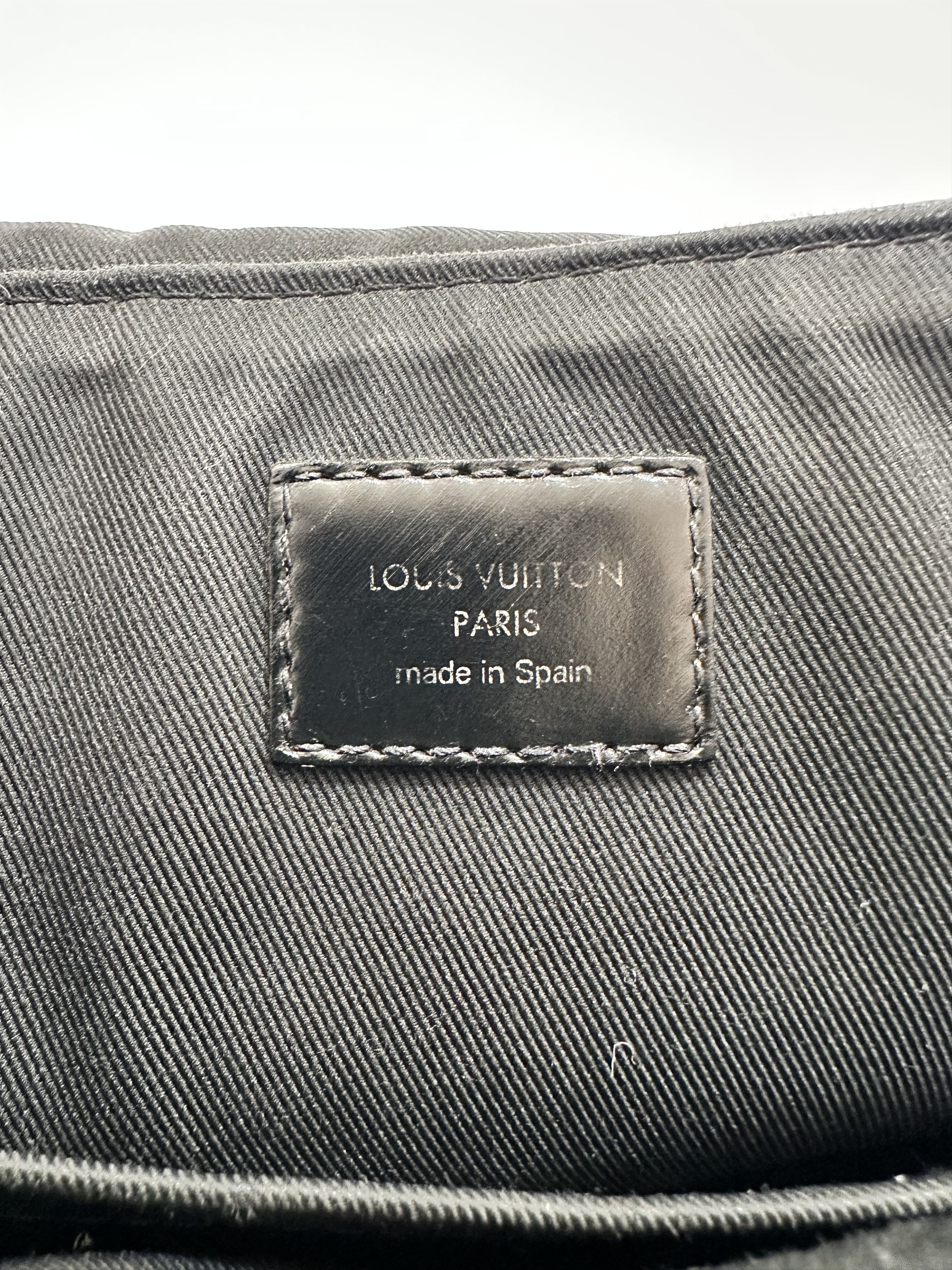Louis Vuitton Louis Vuitton Damier Ebene Graphite Canvas District PM Bag Size ONE SIZE - 11 Thumbnail