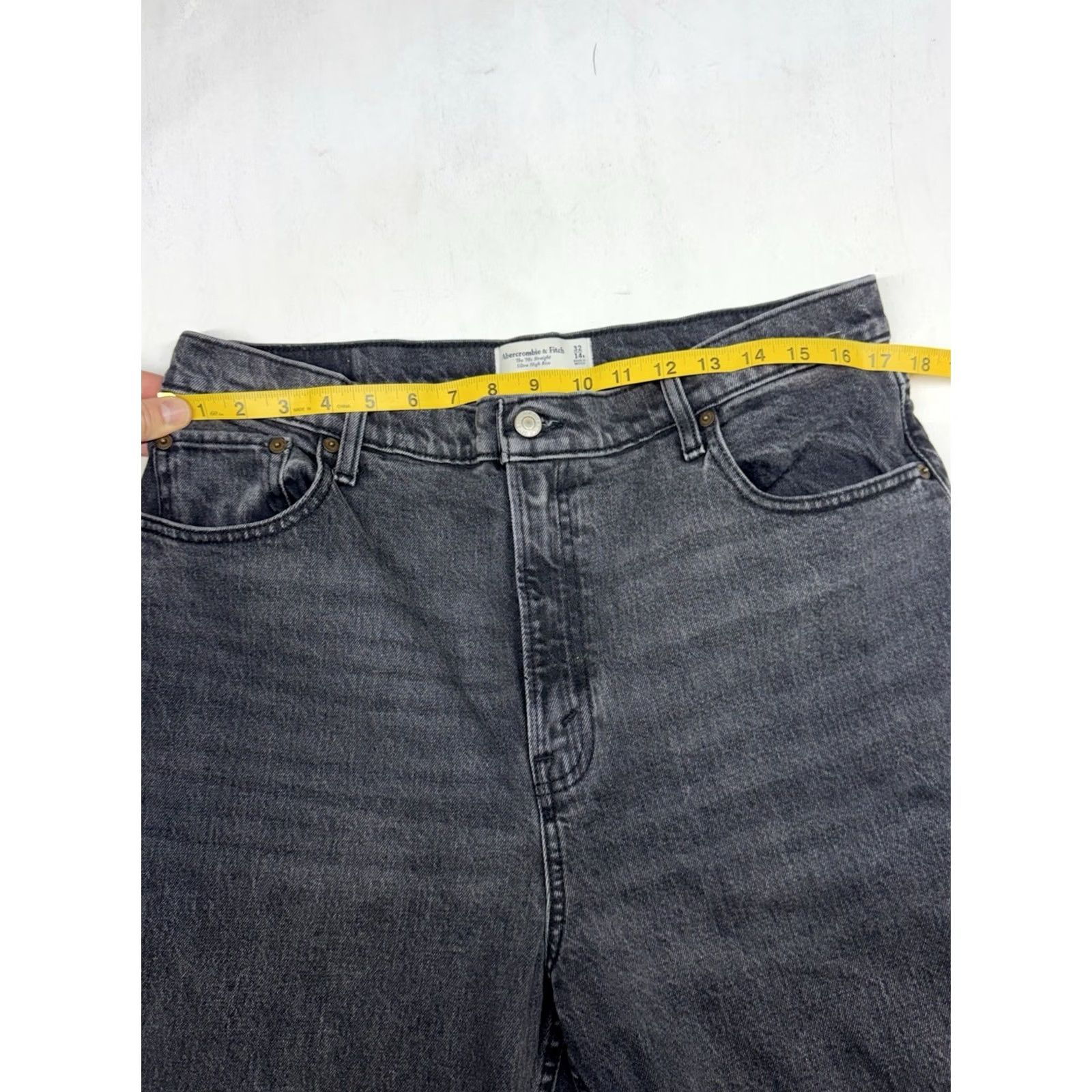 Abercrombie & Fitch Abercrombie & Fitch Jeans 90s Ultra High Rise Short Straight Women 32 Black Size 24" / US 00 / IT 34 - 4 Thumbnail