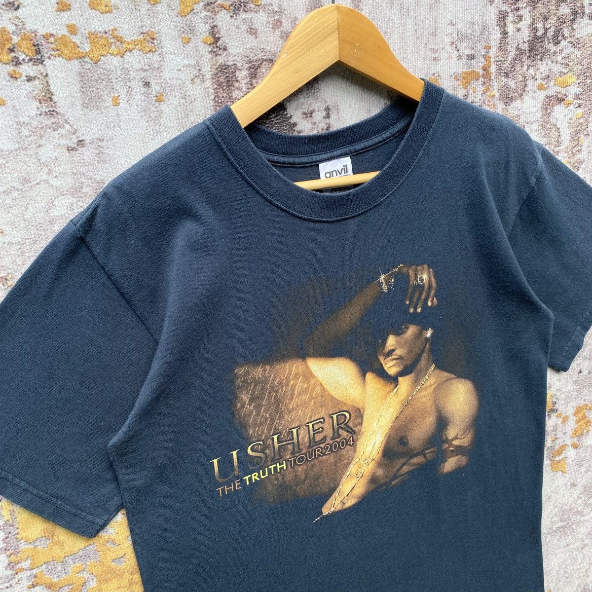 Rap Tees Vintage y2k Usher The Truth Tour 2004 Shirt Size US M / EU 48-50 / 2 - 5 Thumbnail