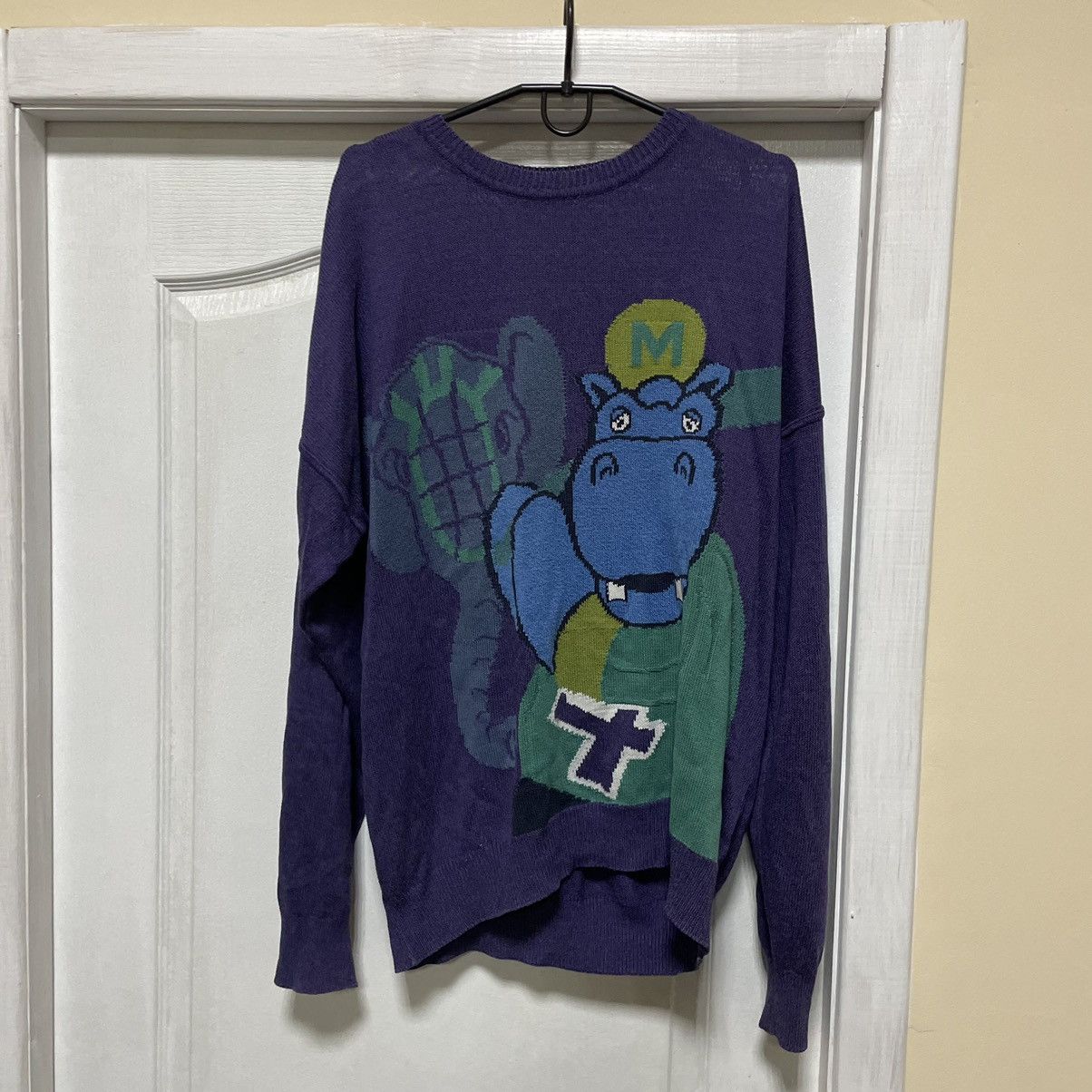 Japanese Brand MADE IN JAPAN CRAZY ANIMAL Hippo Elephant SWEATER VINTAGE Y2 Size US XL / EU 56 / 4 - 1 Thumbnail