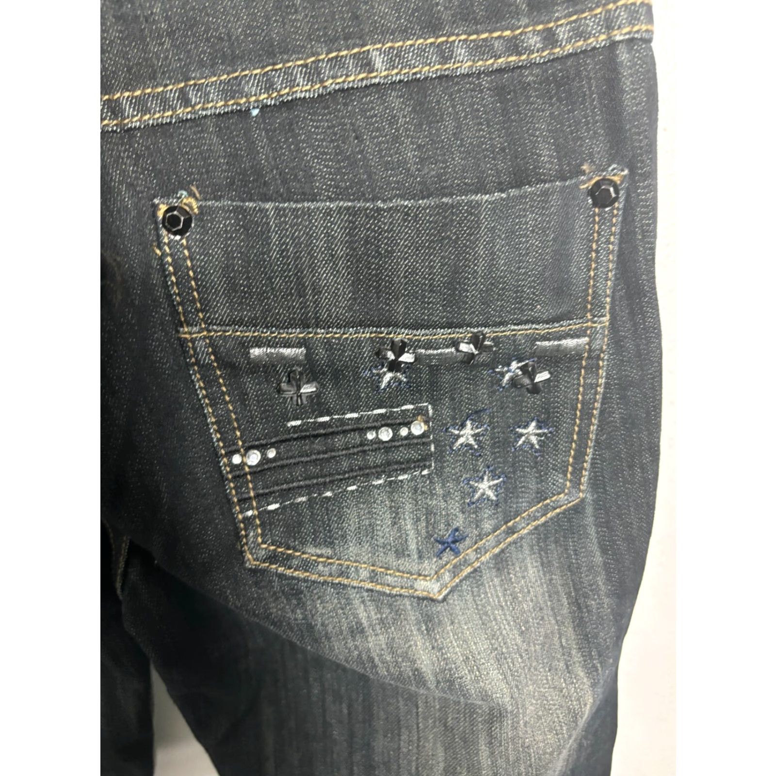 Vintage Platinum Plush Jeans Bootcut Stars NWT Size 7 Black Denim 28in Waist Regular Women's jeans bootcut Star pattern NWT Size 28" / US 6 / IT 42 - 4 Thumbnail