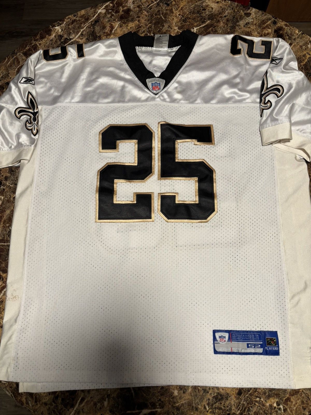 NFL new Orleans Saints reggie bush #25 reebok **STICHED** Size US L / EU 52-54 / 3 - 1 Thumbnail