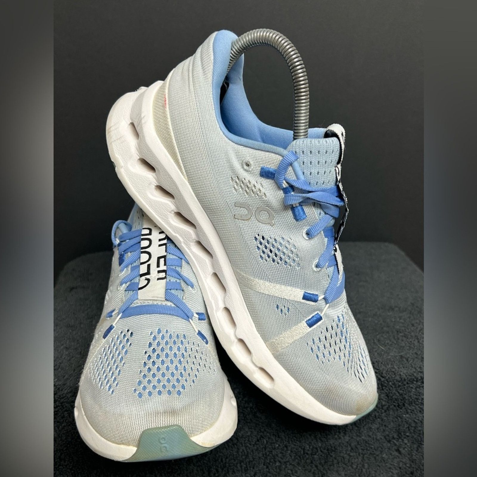 On Women’s On Cloud Surfer Athleisure Running Shoes Size 7.5 Size US 7.5 / IT 37.5 - 3 Thumbnail