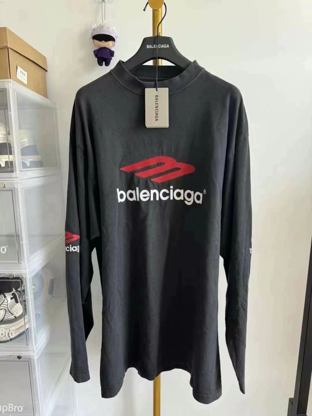 Balenciaga Balenciaga 3b Embroidered Long Sleeve Size US S / EU 44-46 / 1 - 1 Thumbnail