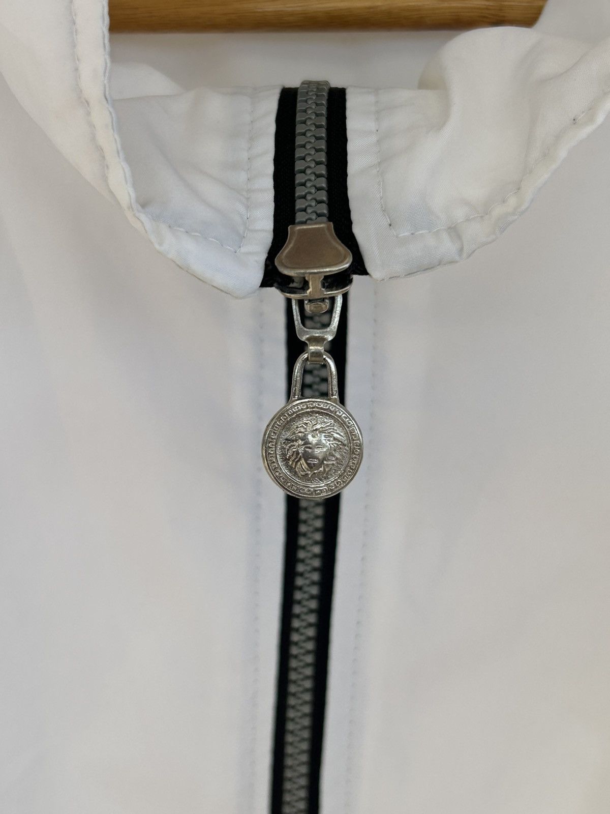 Versace Atelier Versace White Sidetape Jacket Nylon Size US L / EU 52-54 / 3 - 4 Thumbnail