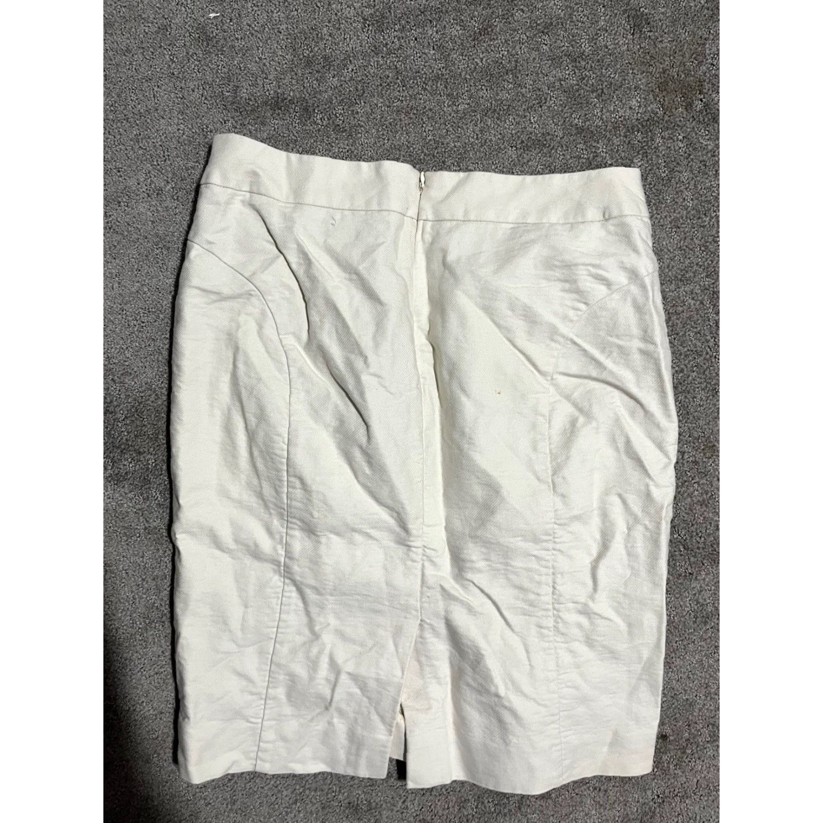J.Crew J.CREW The Pencil Skirt Womens Size 6 Beige Pockets High Waisted Back Zip Shirt Skirt Womens 6 Beige Size 28" / US 6 / IT 42 - 2 Thumbnail