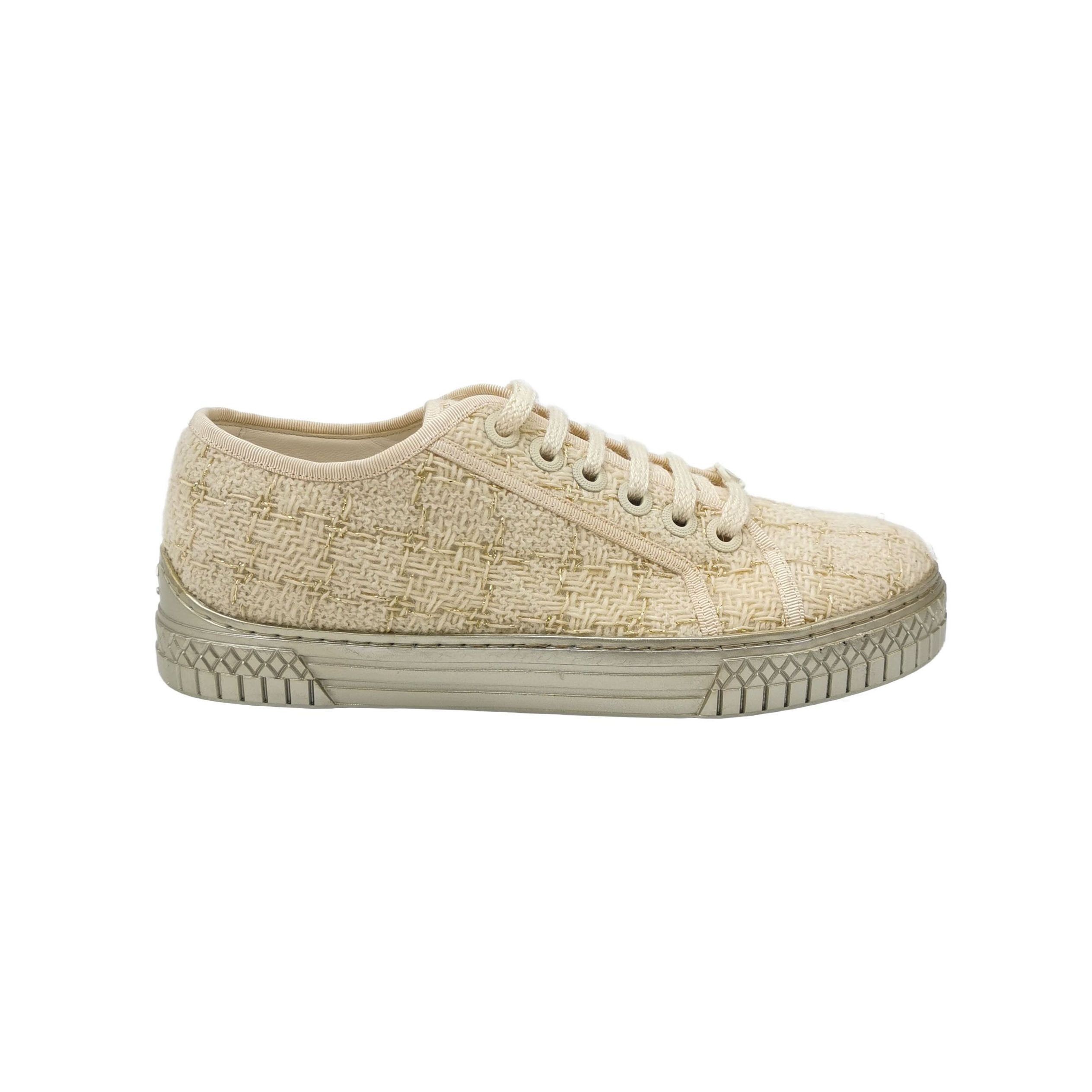 Chanel Chanel Women 5-5 Lowtop Sneakers Size US 5.5 / IT 35.5 - 1 Thumbnail