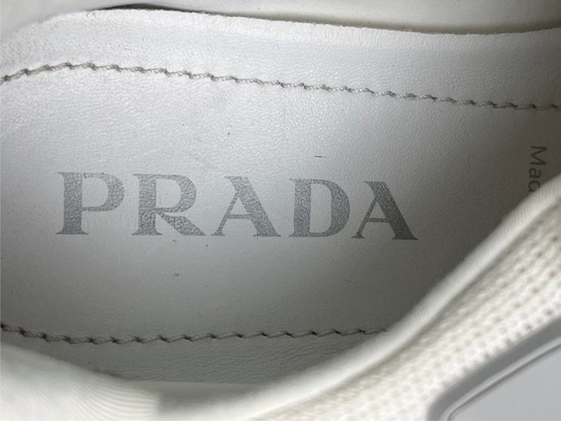 Prada Prada Size 35 White mesh Velcro small white shoes Sneakers Size US 4 / IT 34 - 5 Thumbnail