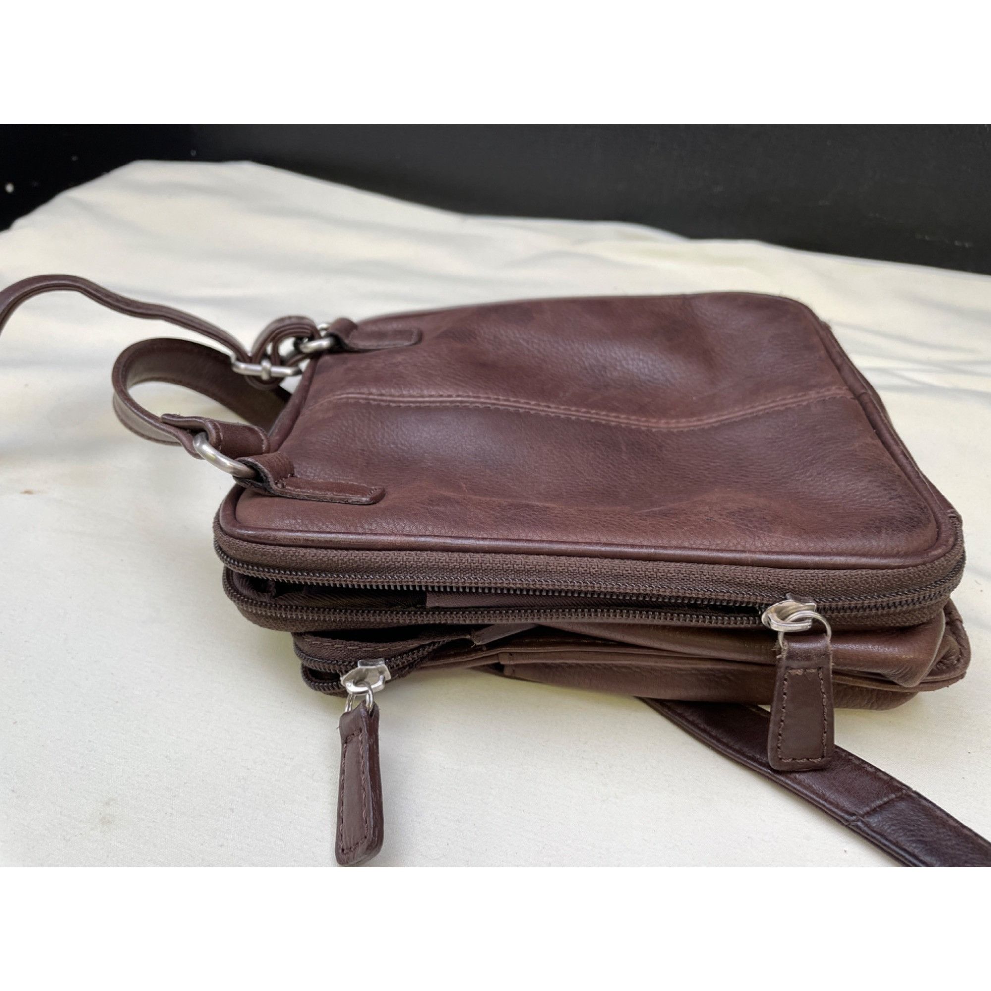 Fossil Fossil Womens Brown Leather Crossbody Bag SKU 6577 Size ONE SIZE - 6 Thumbnail