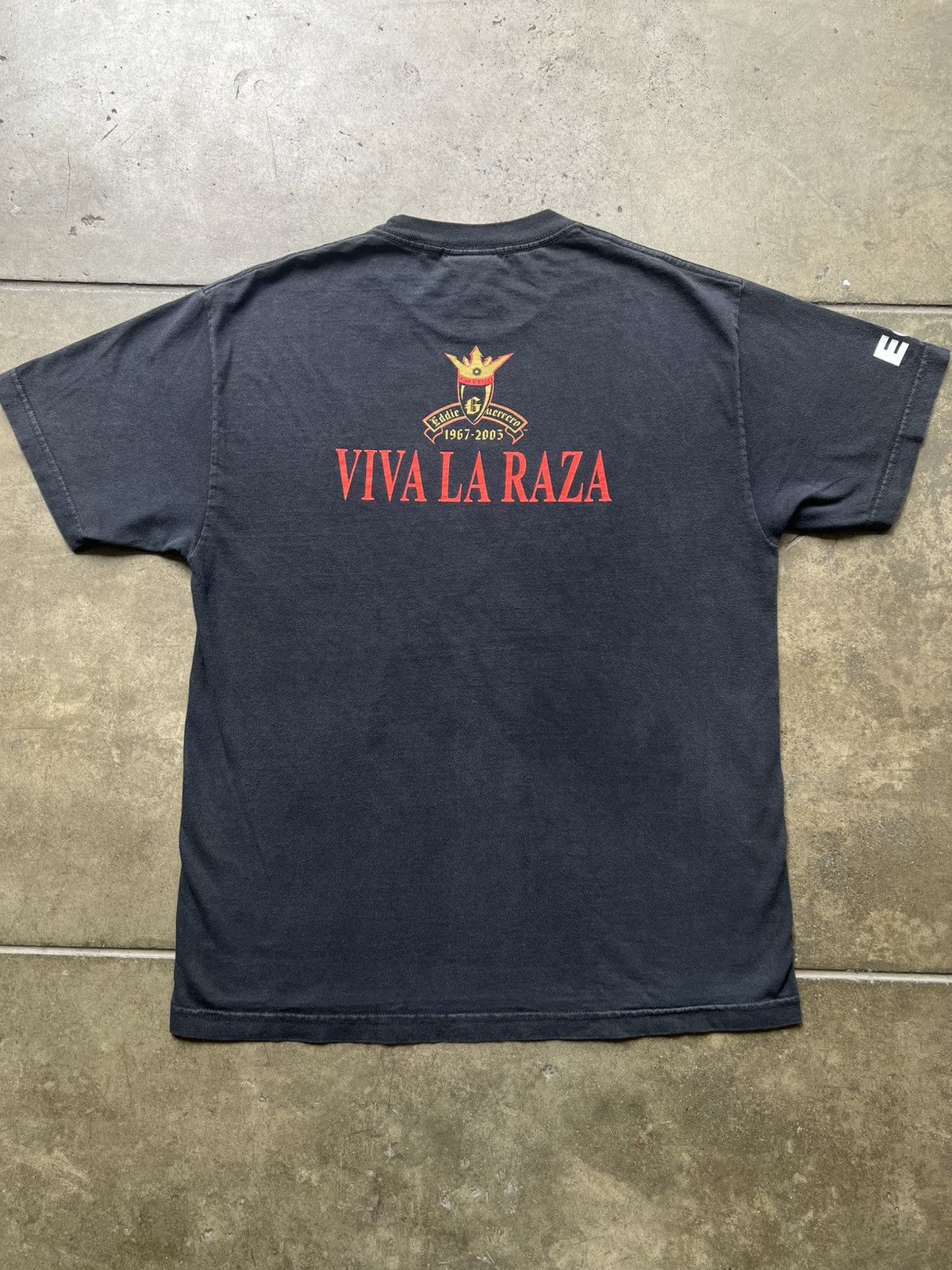 Vintage 2005 Eddie Guerrero Memorial Tee Shirt Wrestling WWE WWF Size US L / EU 52-54 / 3 - 2 Thumbnail