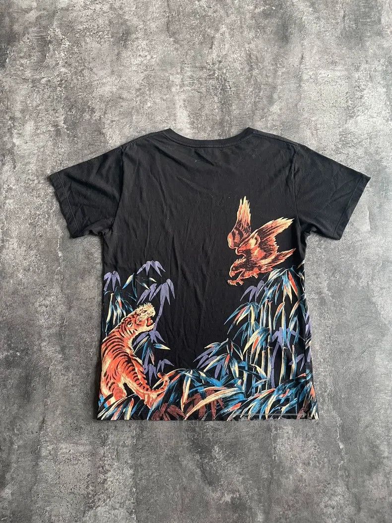 Saint Laurent Paris Saint Laurent Paris Tiger and Eagle Short Sleeve Shirt Size US L / EU 52-54 / 3 - 2 Thumbnail