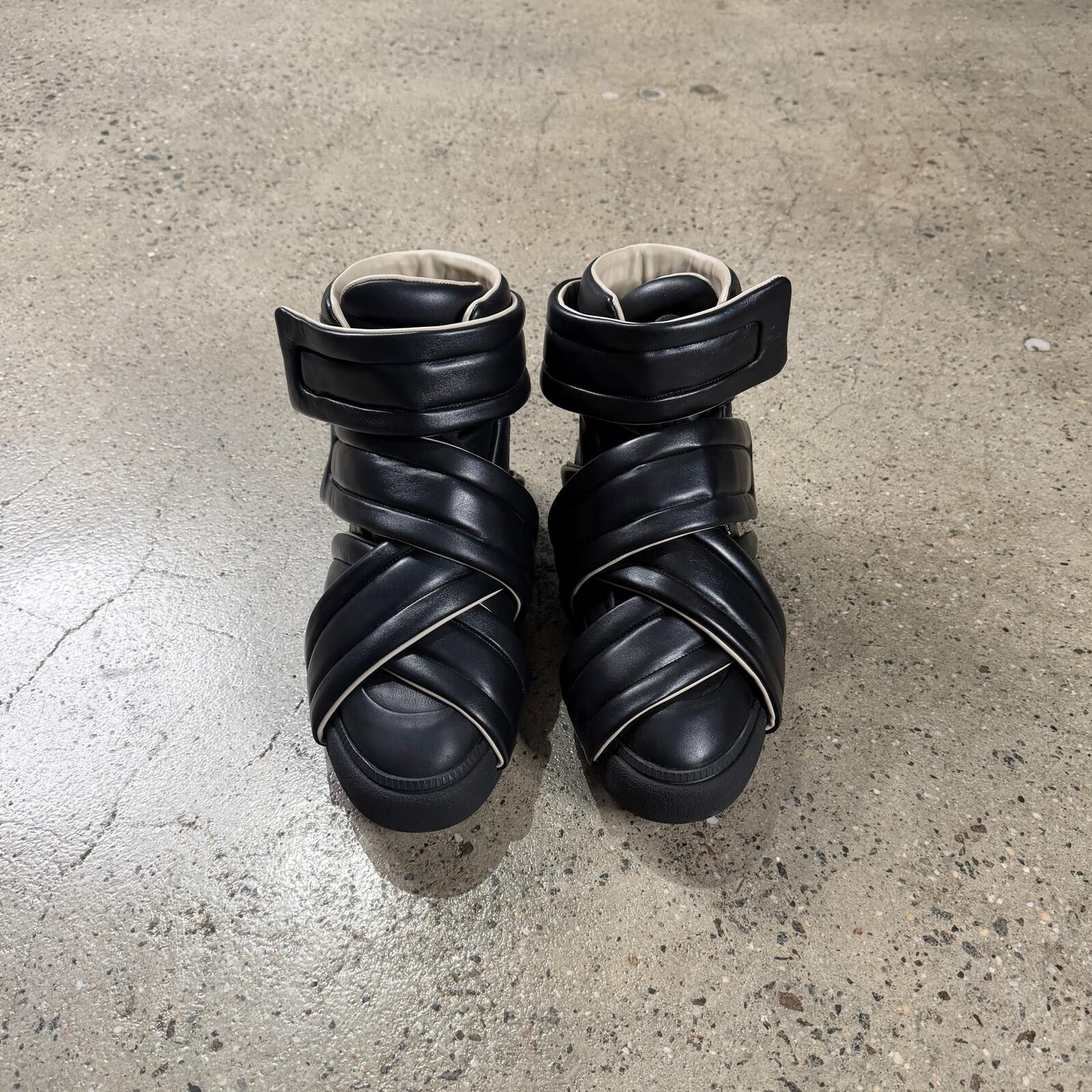 Maison Margiela Maison Margiela Multi-Strap Future Show Sneakers Size US 13 / EU 46 - 3 Thumbnail