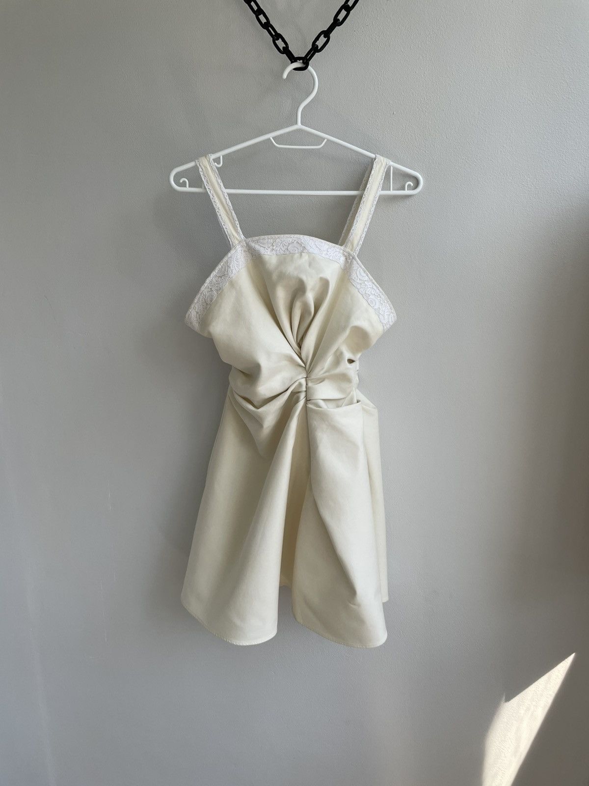 Jacquemus Jacquemus Les Santons De Province SS17 Runway Cream Dress Size XS / US 0-2 / IT 36-38 - 1 Thumbnail