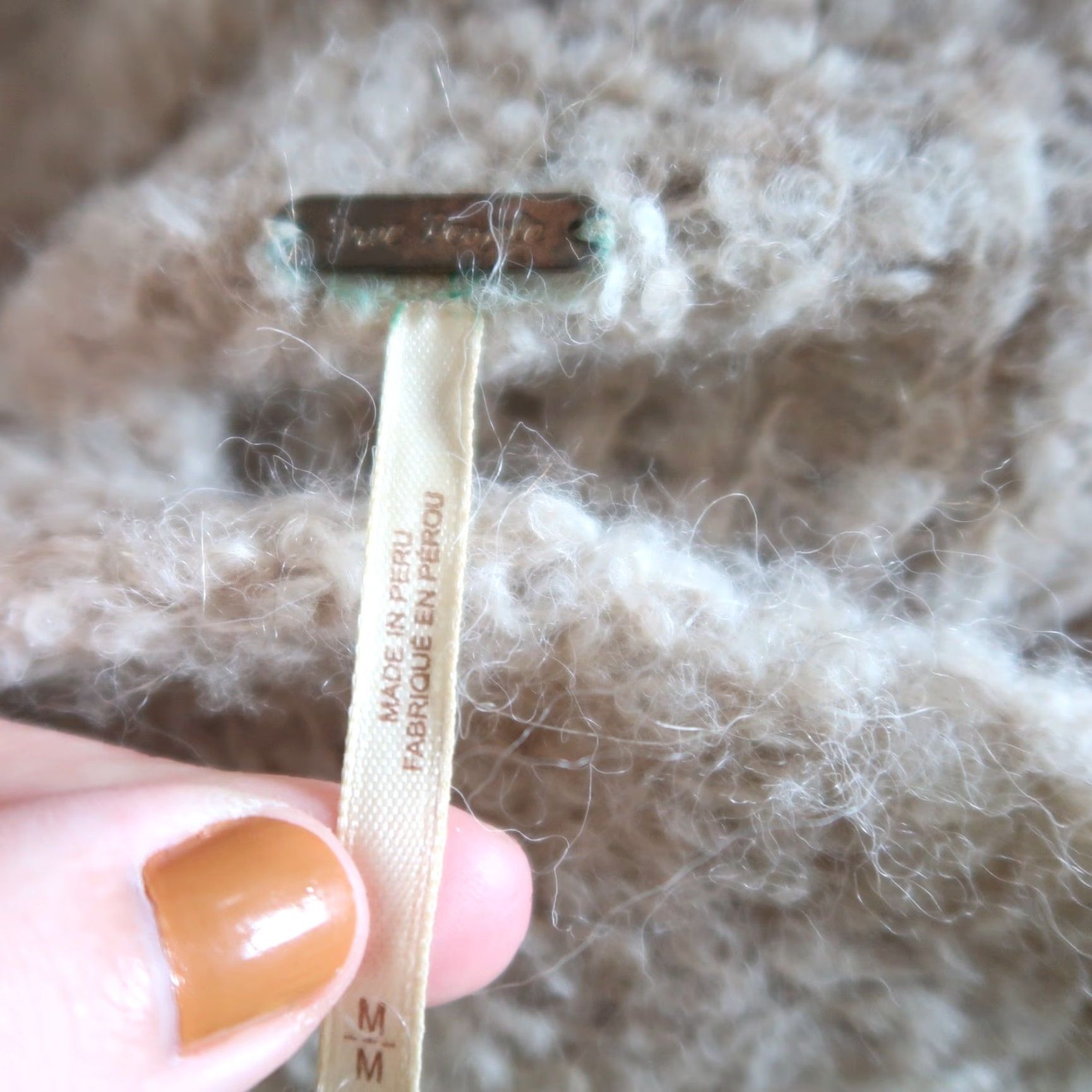 Free People Free People Cream Tan Fuzzy Alpaca Wool Funnel Neck Sweater M Size M / US 6-8 / IT 42-44 - 5 Thumbnail