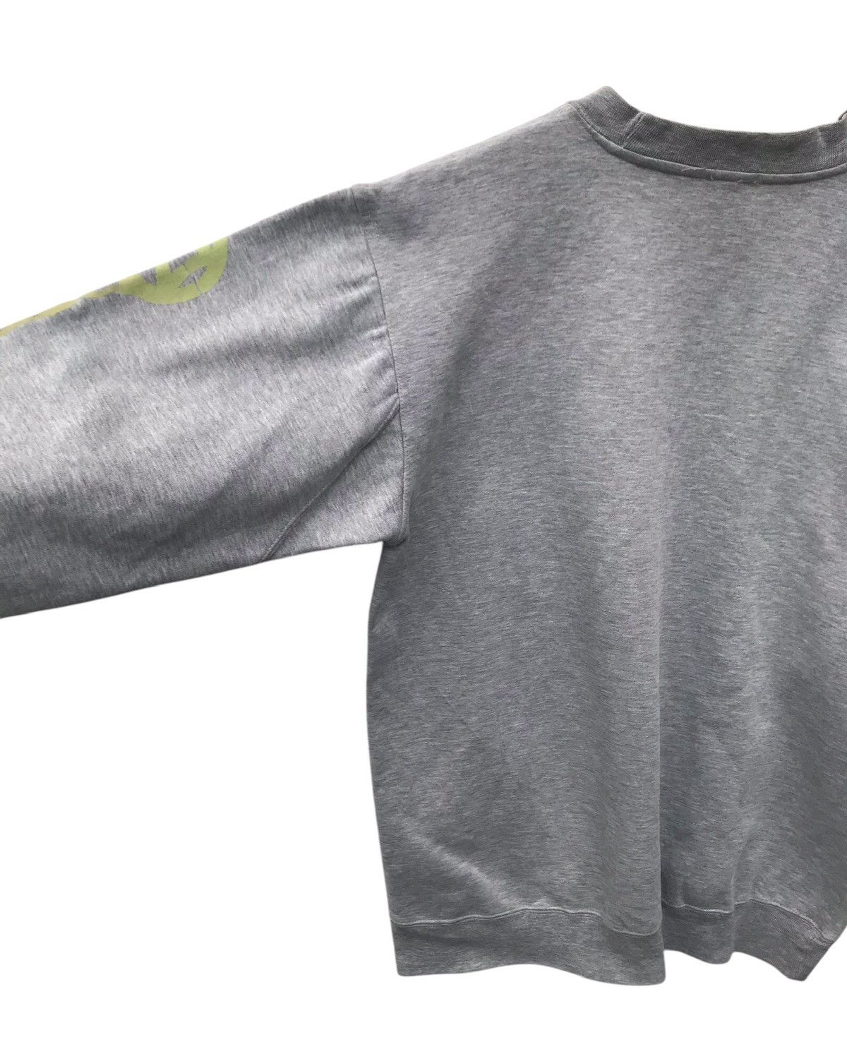 Vintage Vintage 90s Freshjive Skates Streetwear Sweatshirt Size US M / EU 48-50 / 2 - 8 Thumbnail