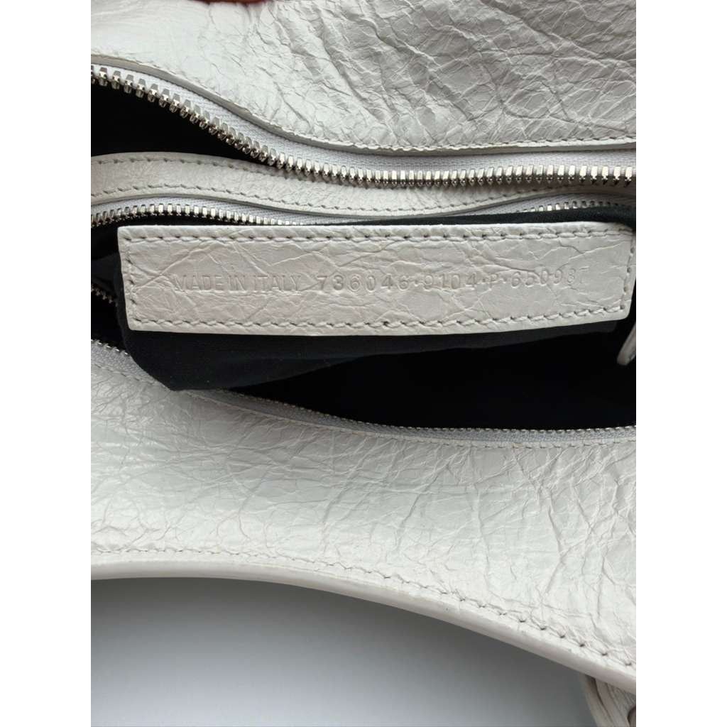 Balenciaga CC31 Size: OS / City Shoulder Bag in White Size ONE SIZE - 8 Thumbnail