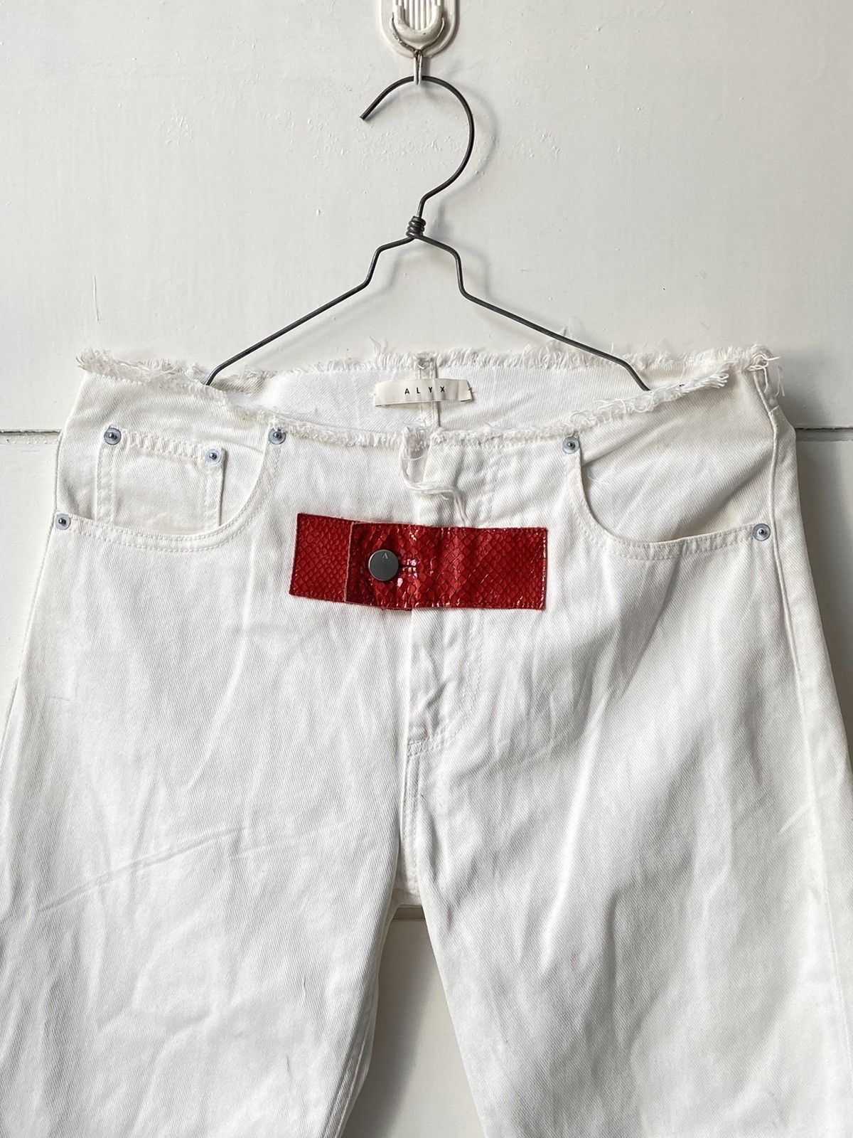 1017 ALYX 9SM ALYX White Pants Size US 29 - 13 Thumbnail