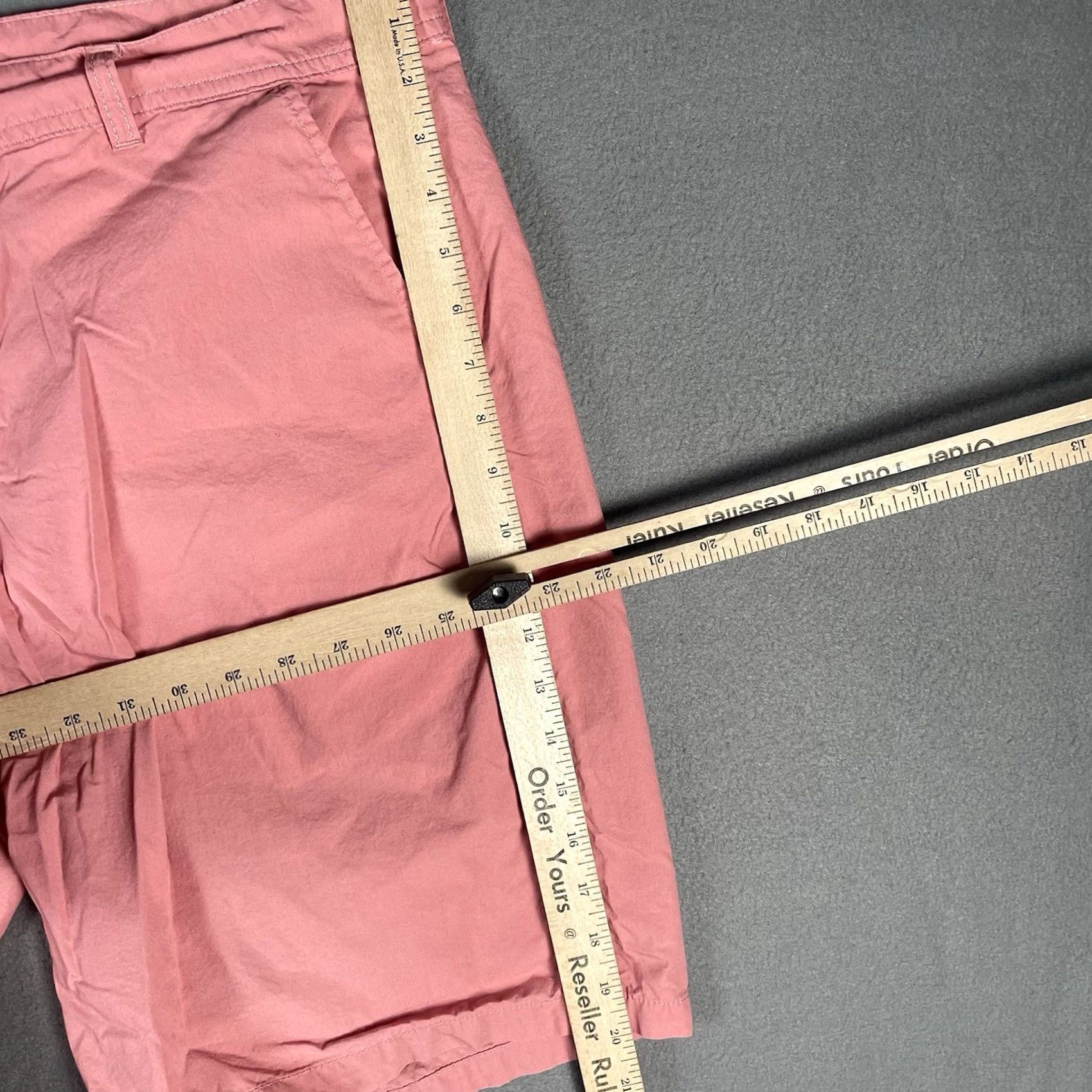 Pinko Columbia Shorts Mens 36 Pink Regular Fit 10 Inseam Outdoors Camping Hiking Size US 36 / EU 52 - 7 Thumbnail