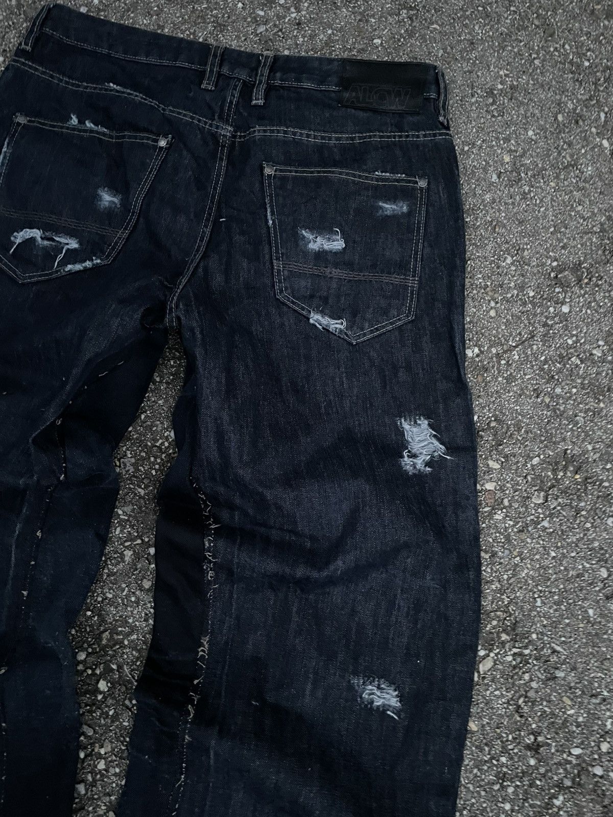 Japanese Brand Custom baggy distressed jeans blue Size US 33 - 14 Thumbnail