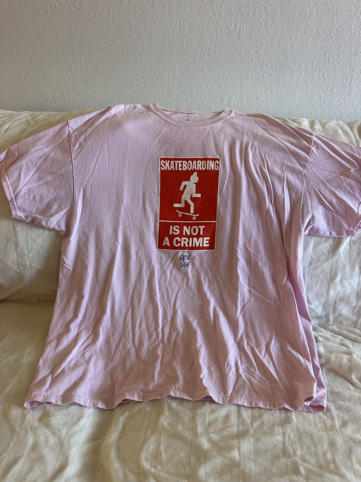 Travis Scott Travis Scott No Loitering Skateboarding Pink Tee size XL Size US XL / EU 56 / 4 - 1 Thumbnail