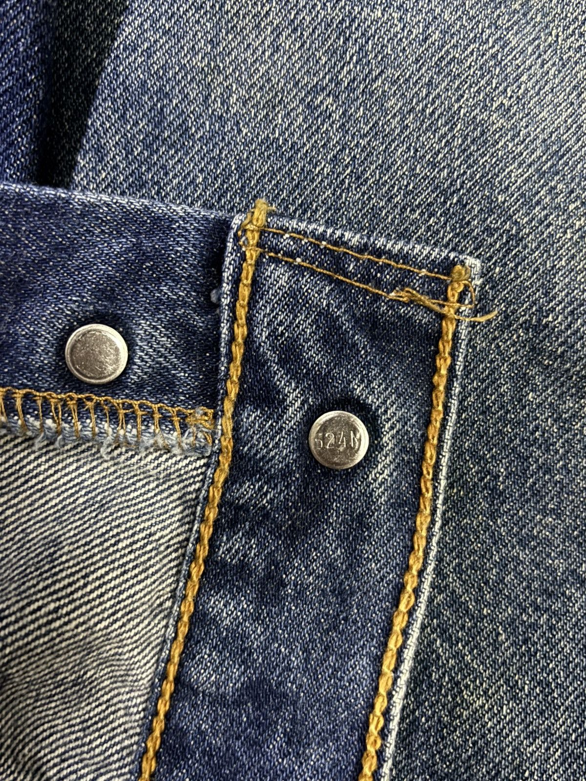 Levi's Vintage 90s Levis 501XX Button Fly Mud Wash Loose Fit Jeans Size US 37 - 19 Thumbnail