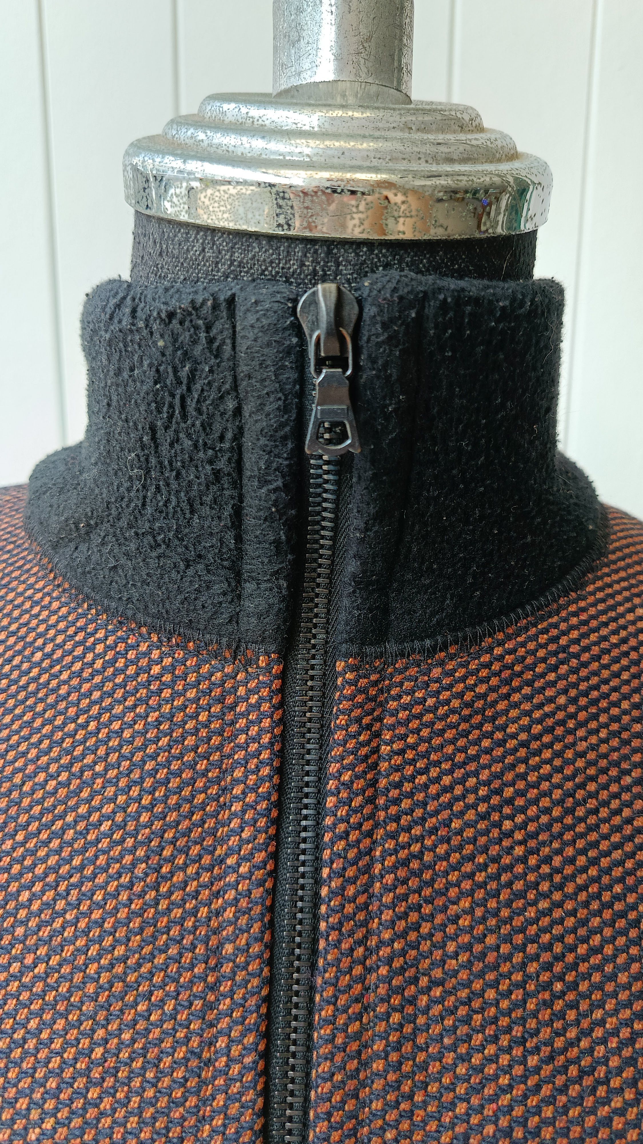 A.P.C. A.P.C. France brown snake fleece vest small unisex Size M / US 6-8 / IT 42-44 - 9 Thumbnail