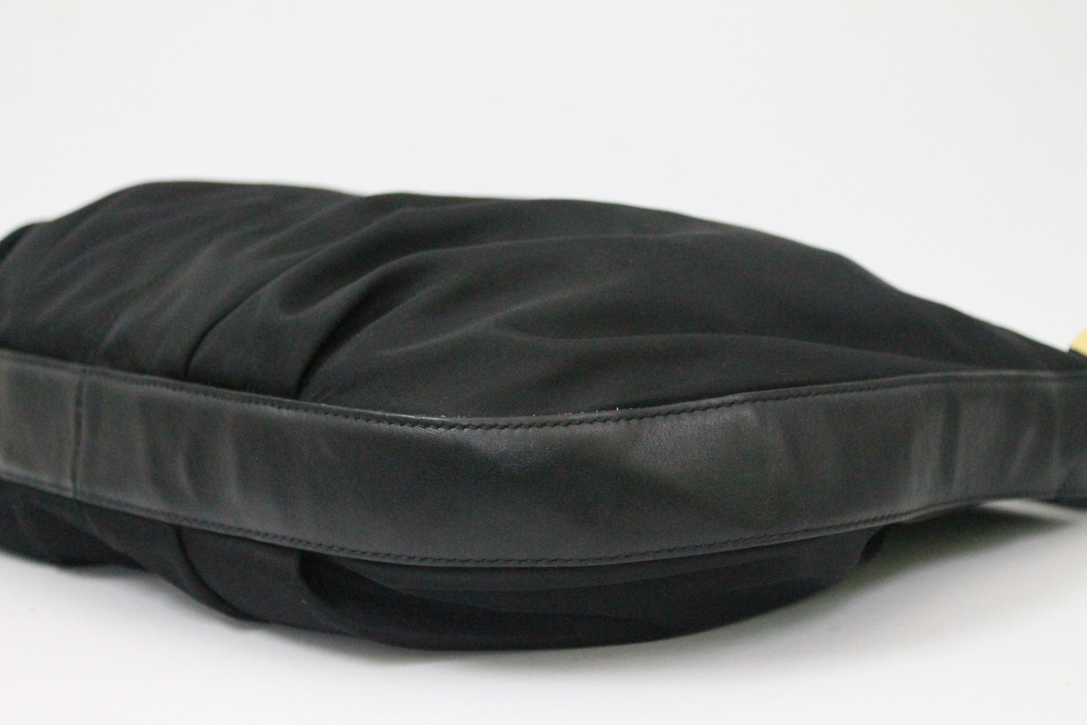 Salvatore Ferragamo Authentic SALVATORE FERRAGAMO Shoulder Bag. Size ONE SIZE - 9 Thumbnail