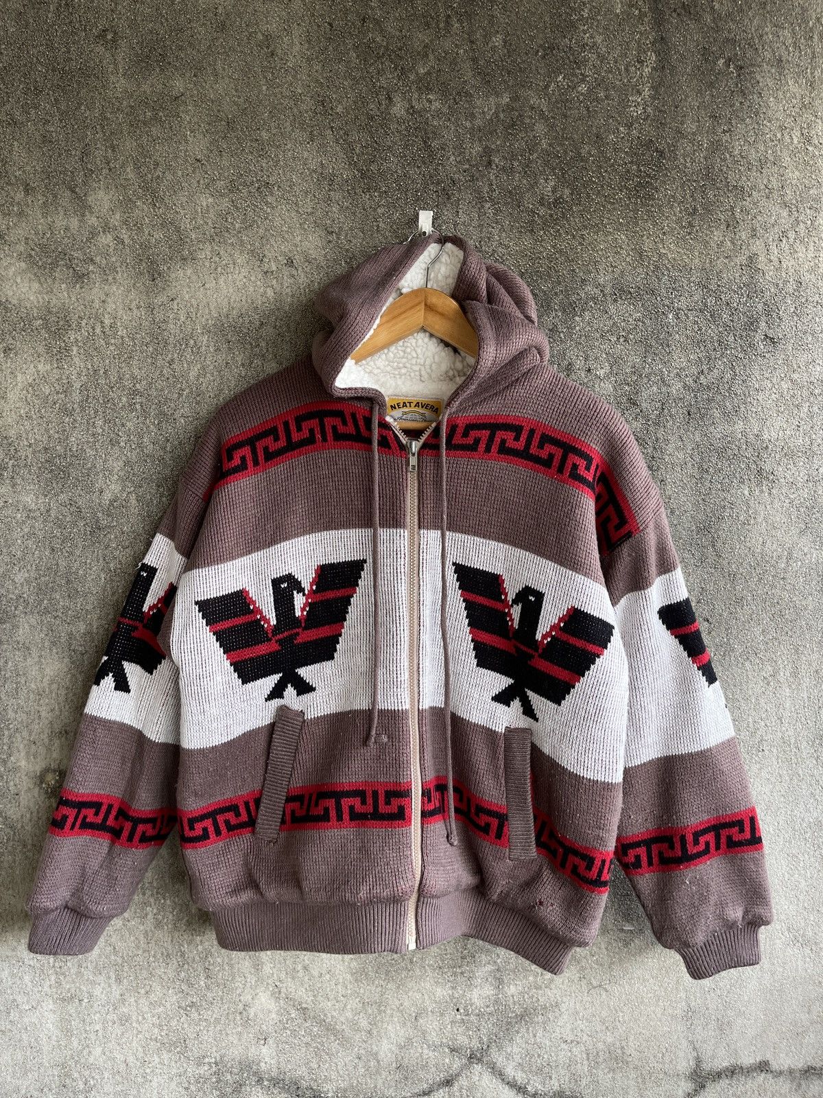 Native vintage 80s Thunderbird Eagle native-pattern hoodie Jacket Size US L / EU 52-54 / 3 - 1 Thumbnail