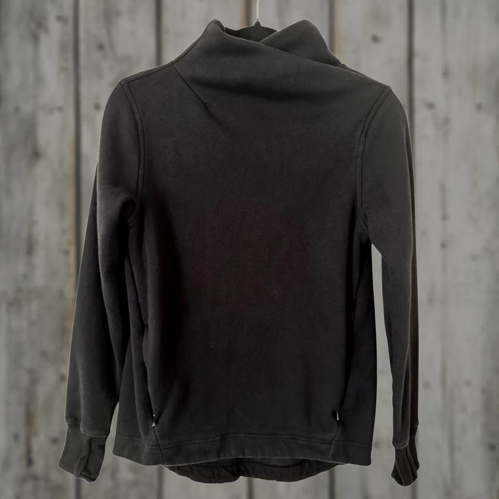 Athleta Athleta Black Cozy Karma Twist Neck Fleece Lined Pullover Sweatshirt XS Womens Size XS / US 0-2 / IT 36-38 - 1 Thumbnail