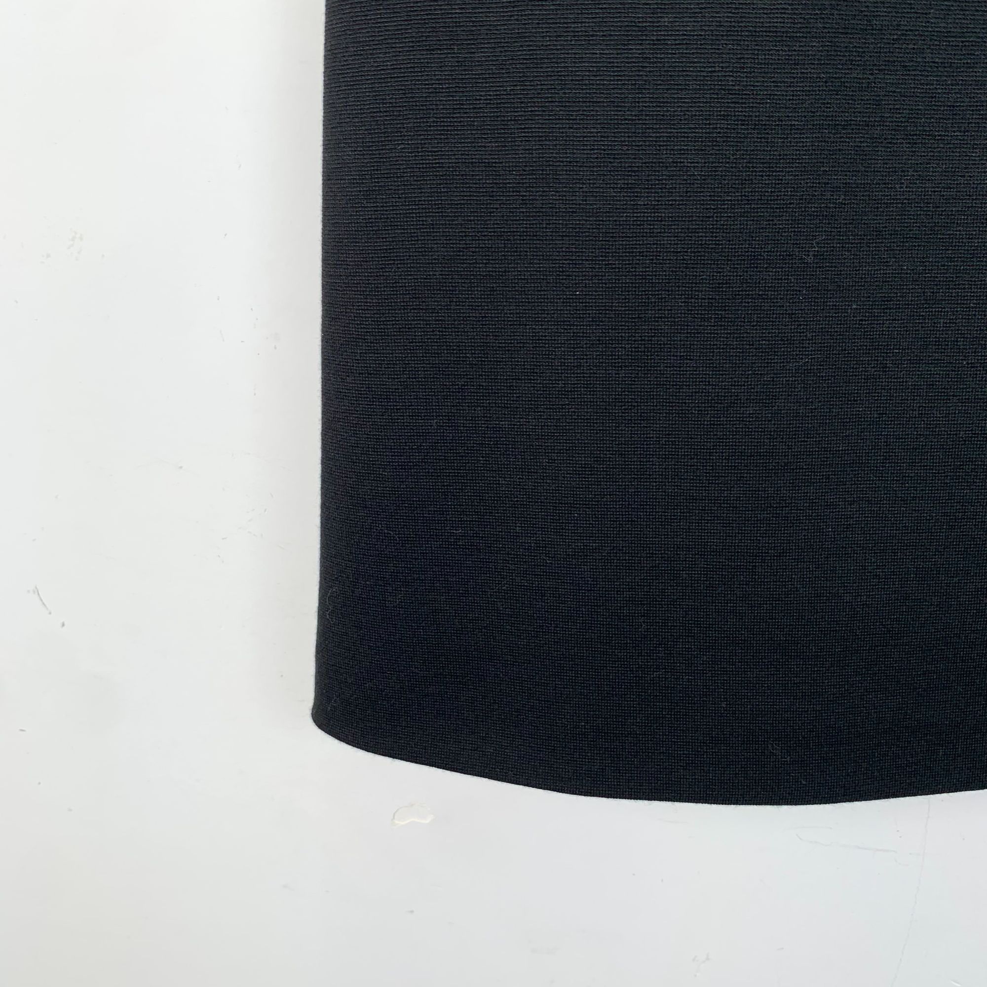 Gucci Gucci Black Knee-Length Skirt With Pink Logo Waistband Size Size 36" / US 14 / IT 50 - 4 Thumbnail