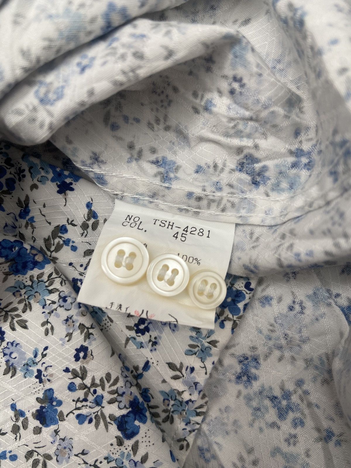 Tornado Mart Tornado Mart Floral Shirt-Made In Japan 🇯🇵 Size US L / EU 52-54 / 3 - 7 Thumbnail