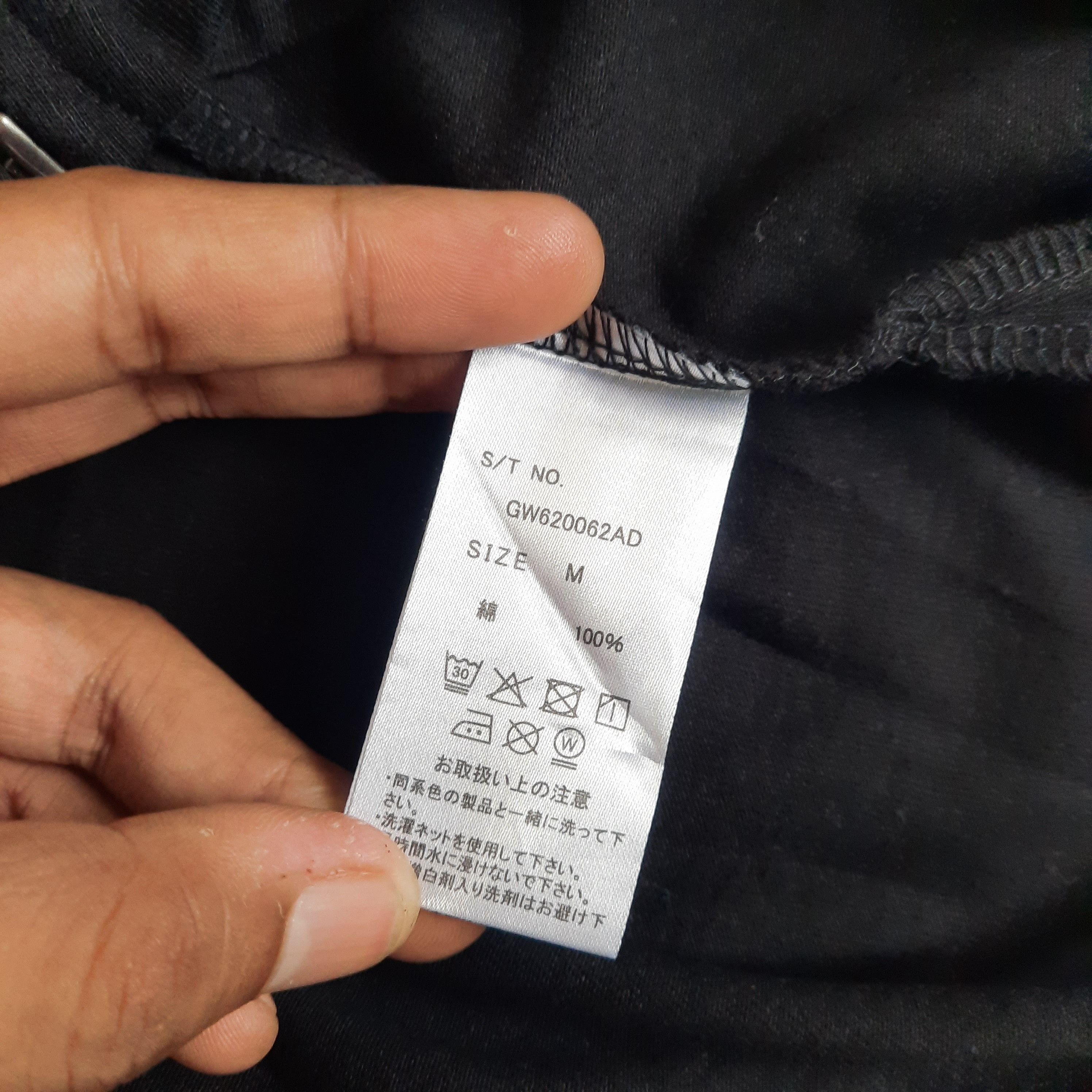 Global Work ⚒️ Japanese brand global work usa cotton zipper black tshirt Size US L / EU 52-54 / 3 - 5 Thumbnail