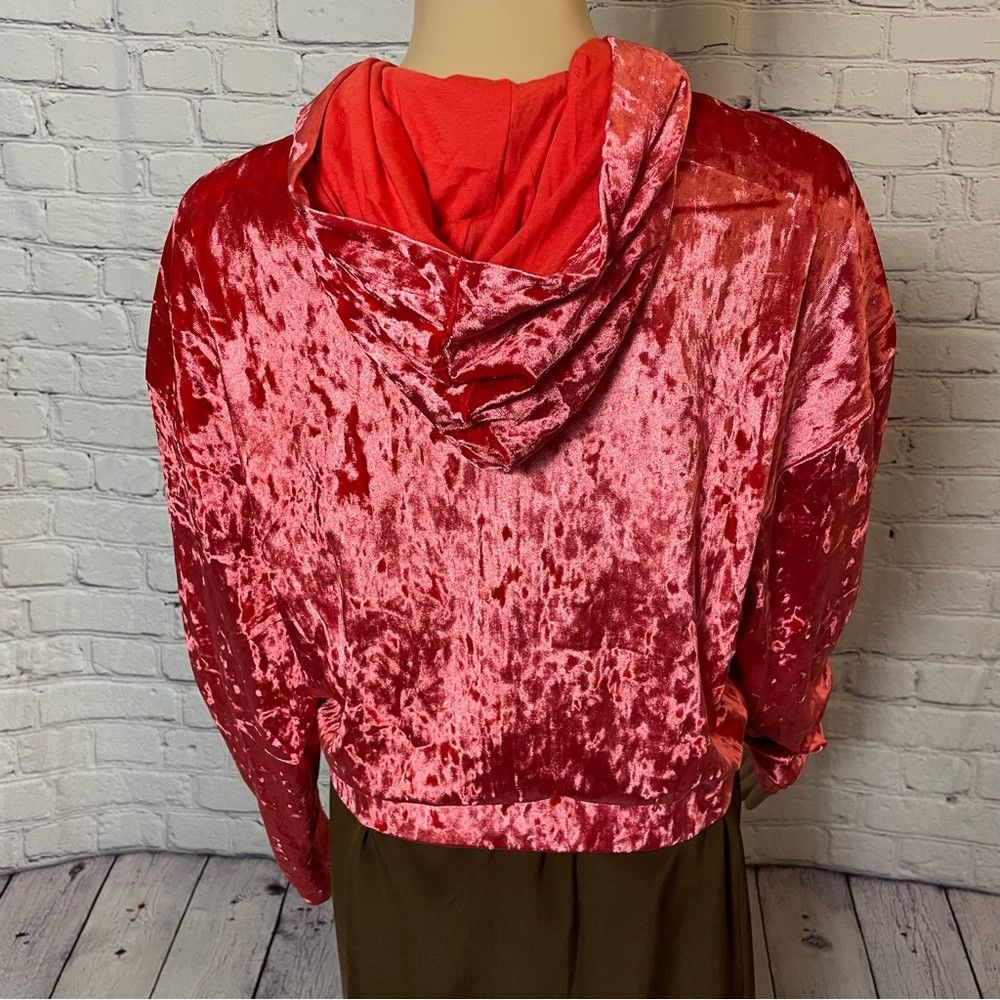 Fabletics NWT New $85 Fabletics Red Crushed Velour Zip Up Hoodie Size Size L / US 10 / IT 46 - 4 Thumbnail