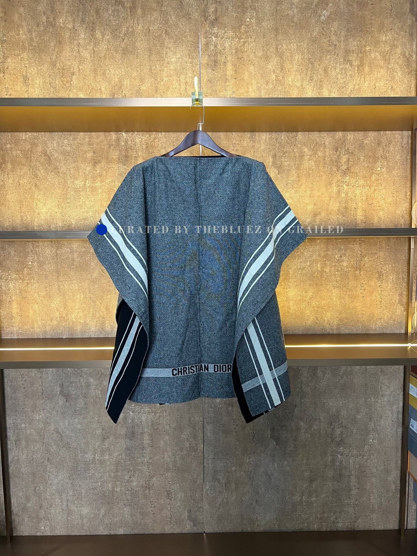 Dior Dior Slogan Logo Wool Cape Size S / US 4 / IT 40 - 1 Thumbnail