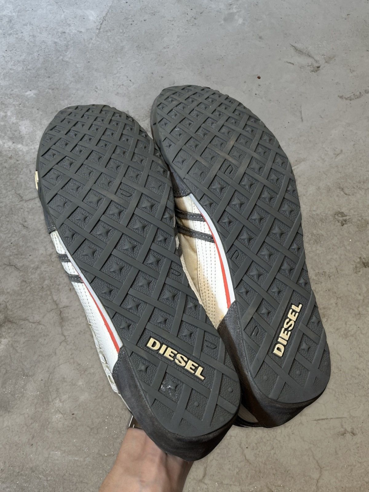 Diesel (SS10) SOLAR LOW TOP Size US 11 / EU 44 - 8 Thumbnail