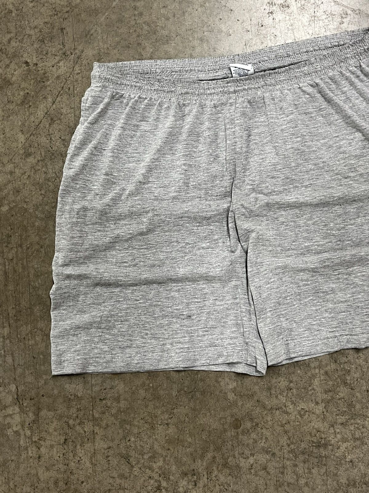 Vintage NY Yankees vintage shorts streetwear hype rare 90s y2k Size US 34 / EU 50 - 4 Thumbnail