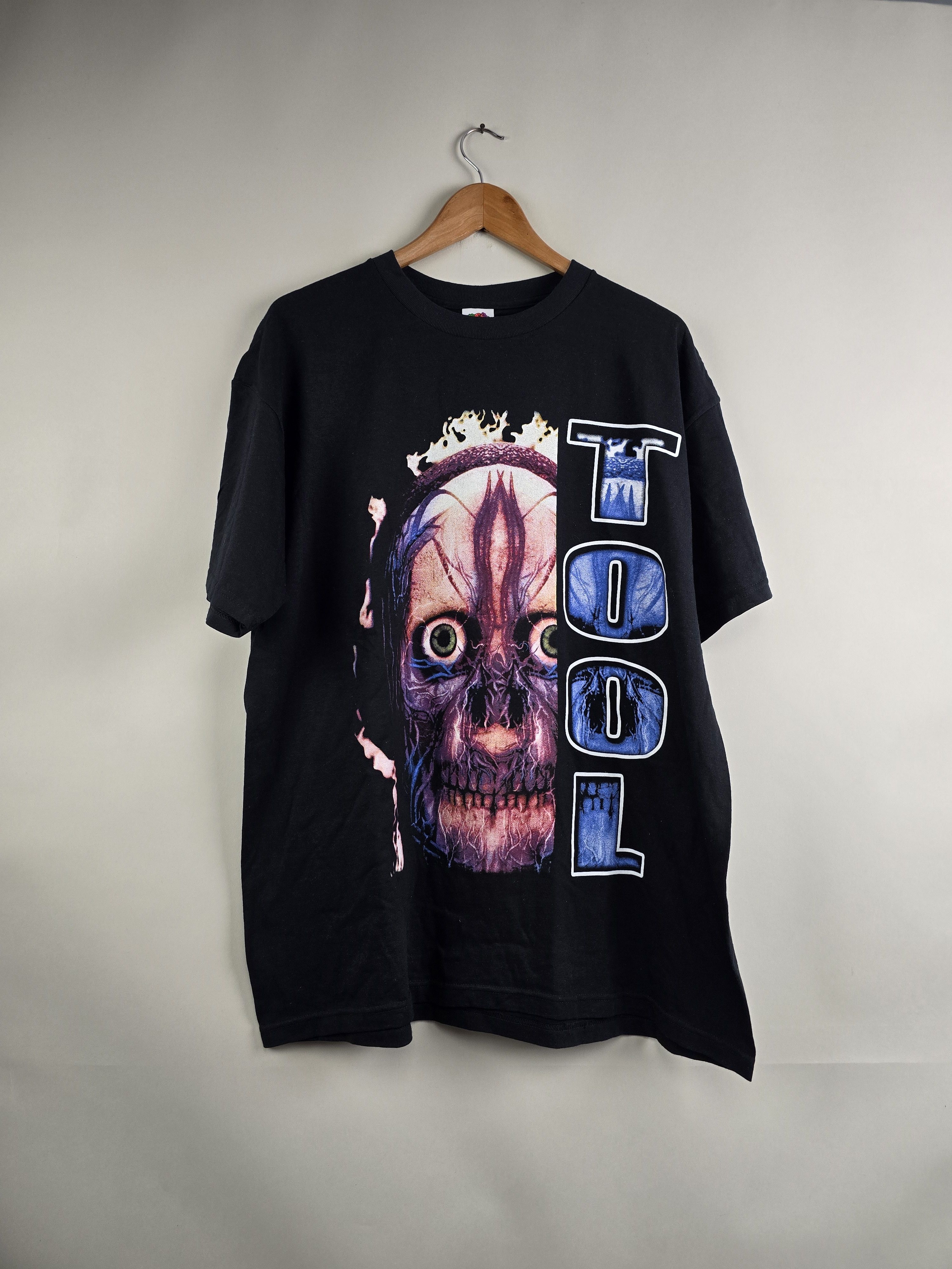 Band Tees × Vintage 2000 Tool Band Tee XL 23" 30" Size US XL / EU 56 / 4 - 5 Thumbnail