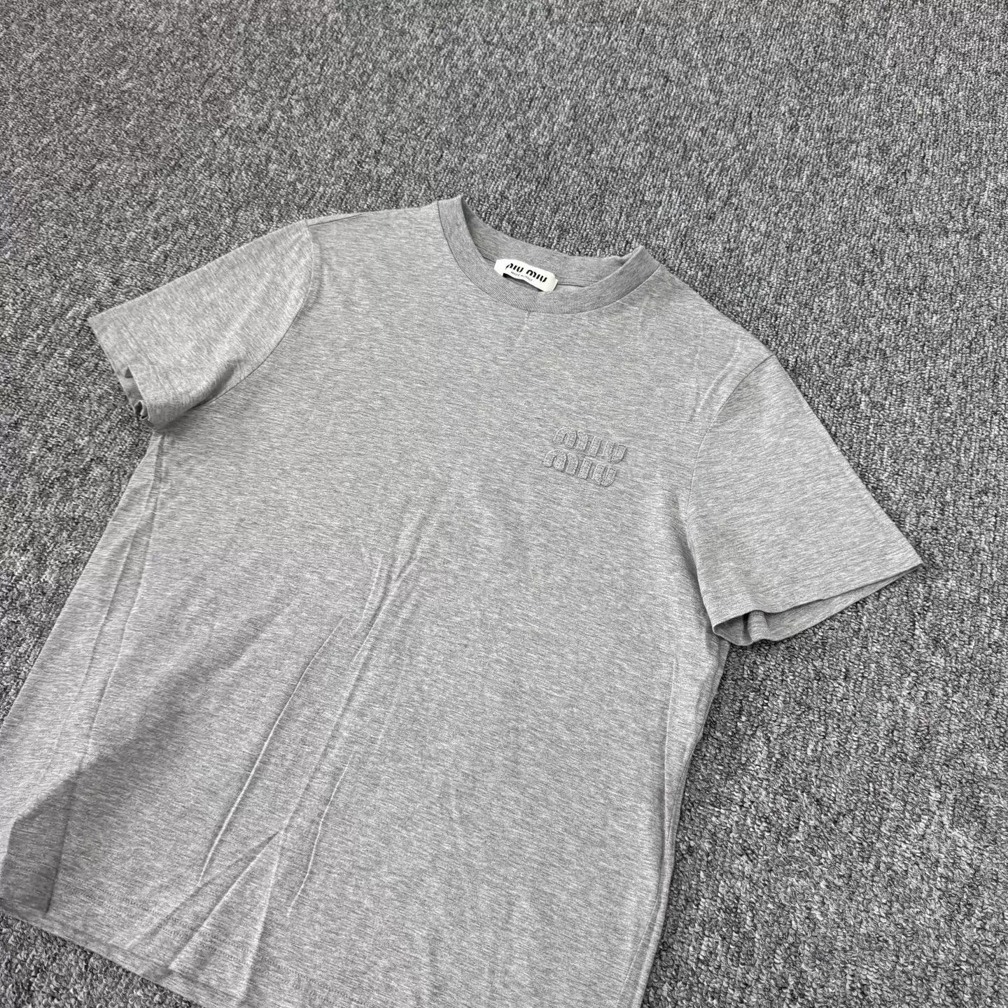 Miu Miu MIU MIU Gray Logo Short Sleeve T-Shirt M 99 New Size M / US 6-8 / IT 42-44 - 3 Thumbnail