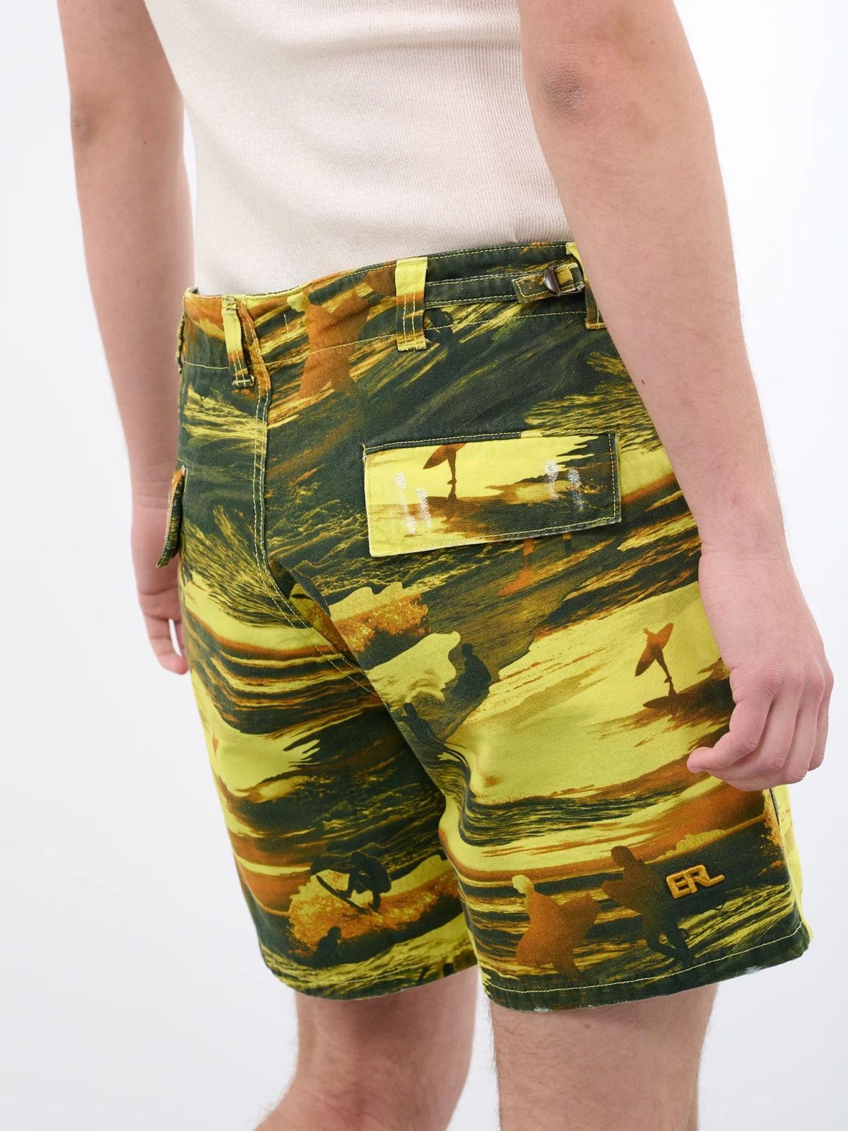 ERL NEW ERL Acid Sunset Waves Surfer Print Shorts Size US 35 - 3 Thumbnail