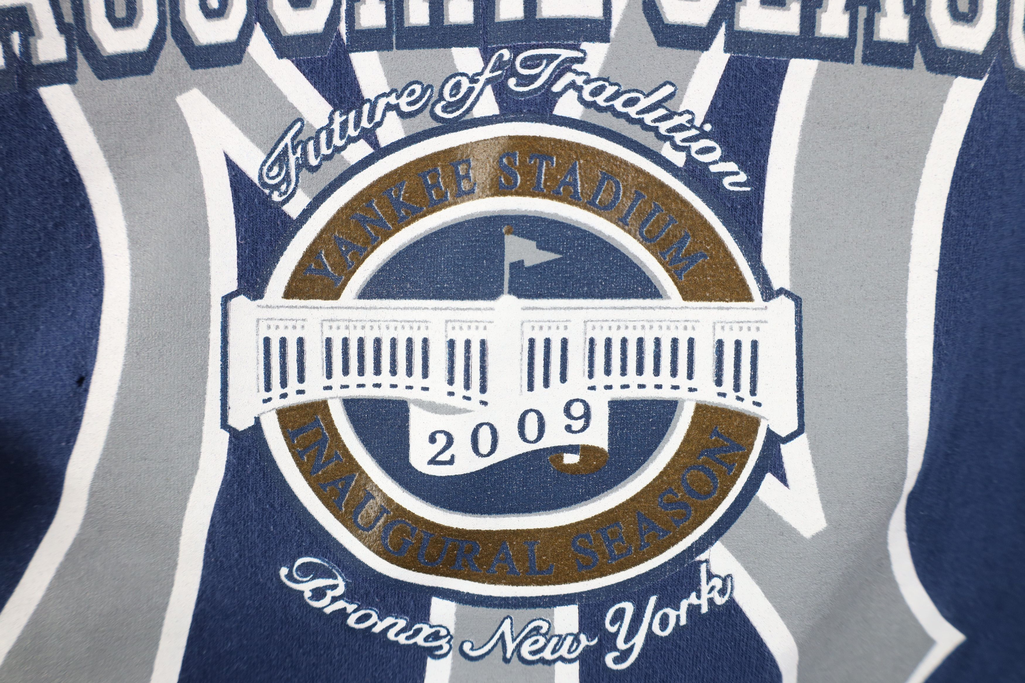 Vintage Vintage Y2K Season New York Yankees Baseball Stadium T-Shirt Size US XL / EU 56 / 4 - 7 Thumbnail