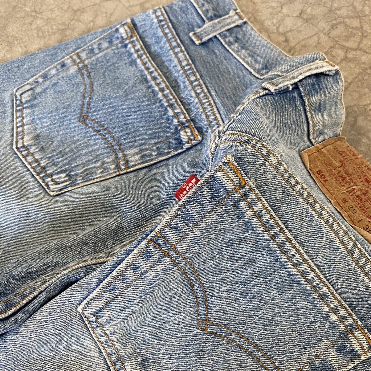 Levi's Vintage Late 80’s Levis 501 Faded Blue Denim Jeans Size US 28 / EU 44 - 20 Thumbnail