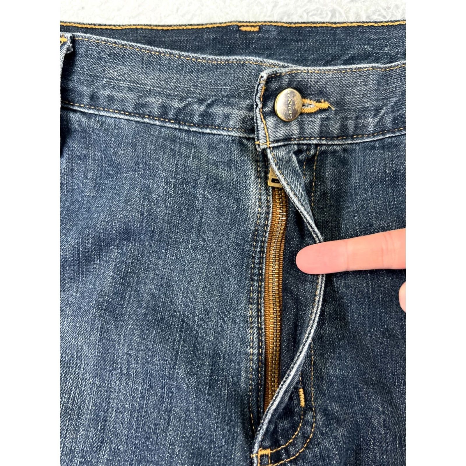 Carhartt Carhartt Jeans Mens 40 Blue Denim Relaxed Fit 40x30 Cotton Blend 5-Pocket Design Inseam 30 Bootcut Steel Hardware Mid Rise Button Zip Denim Size US 40 / EU 56 - 7 Thumbnail