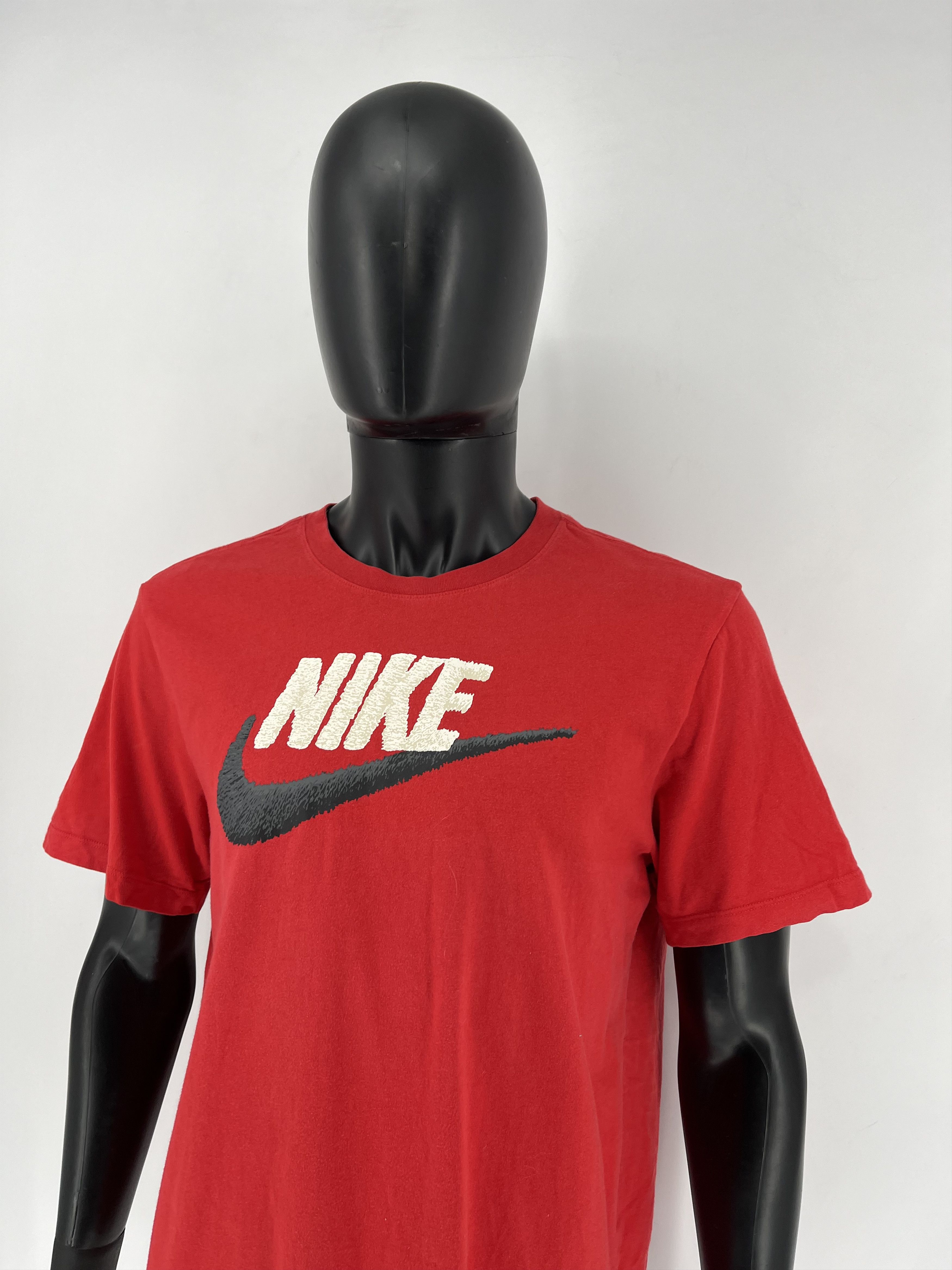Nike Vintage Y2K Nike Big Logo Tee Travis Scott Style Grailed Size US L / EU 52-54 / 3 - 5 Thumbnail