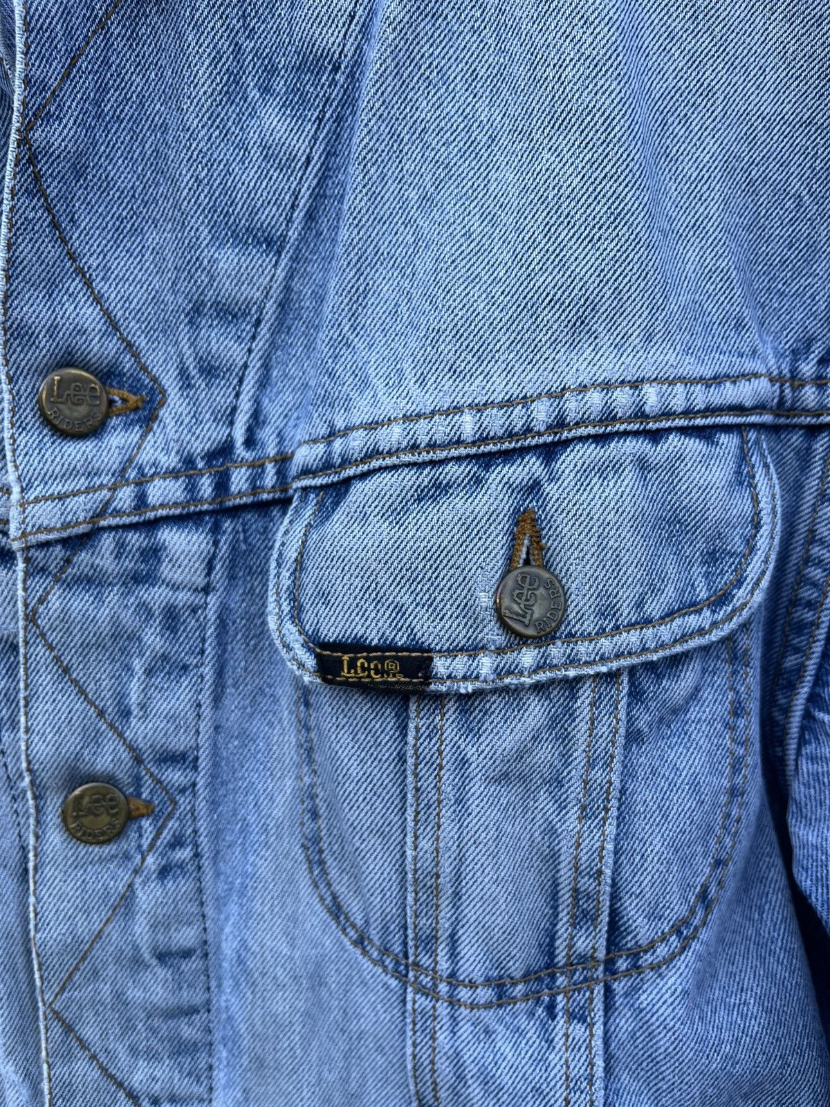 Lee Vintage Acid Bath Lee Distressed Custom Made Denim Jacket Size US L / EU 52-54 / 3 - 13 Thumbnail