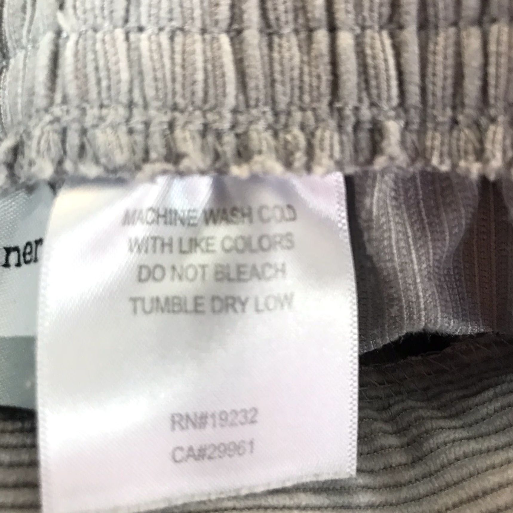 Vintage Alfred Dunner Corduroy Wide-Leg Pants Women Petite 10P Gray Elastic Waist Pockets 26in Inseam Size 32" / US 10 / IT 46 - 4 Thumbnail